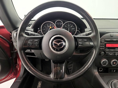 Steering Wheel & Instrument Cluster (On)