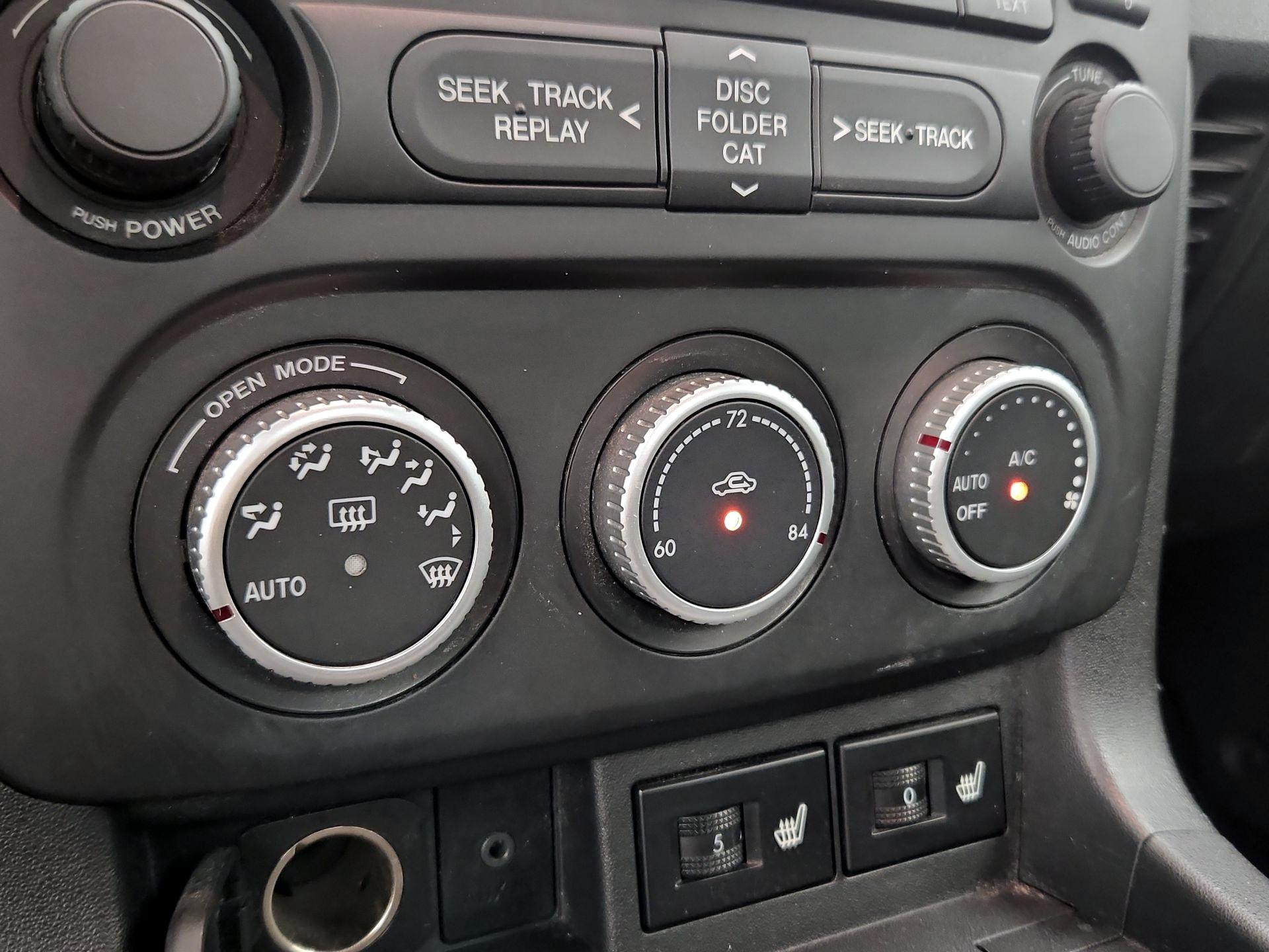 Thumbnail: 2015 Mazda MX-5 Miata - 15