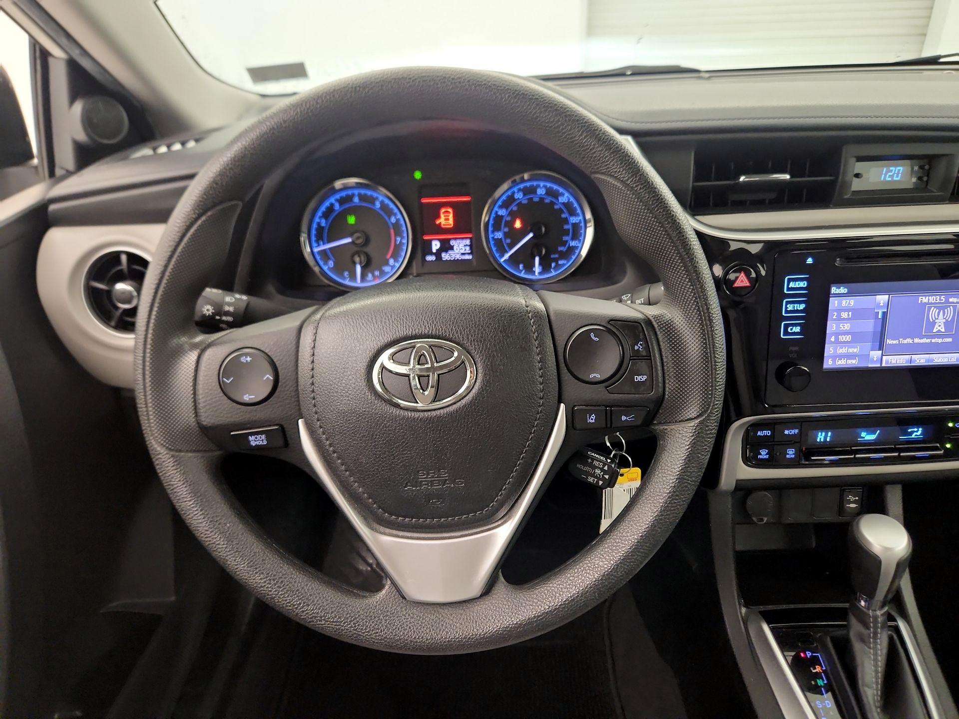 Thumbnail: 2019 Toyota Corolla - 10