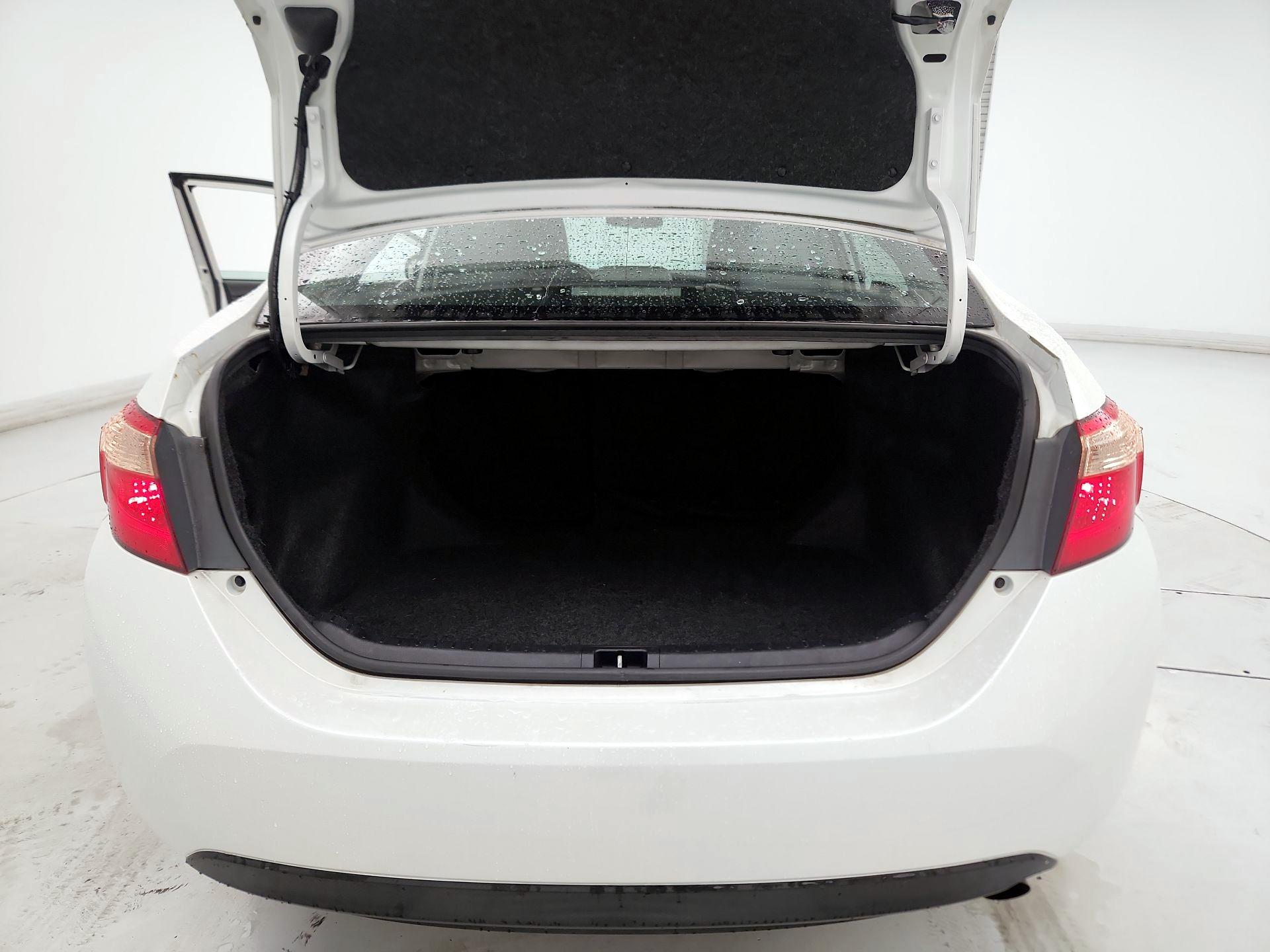 Thumbnail: 2019 Toyota Corolla - 20