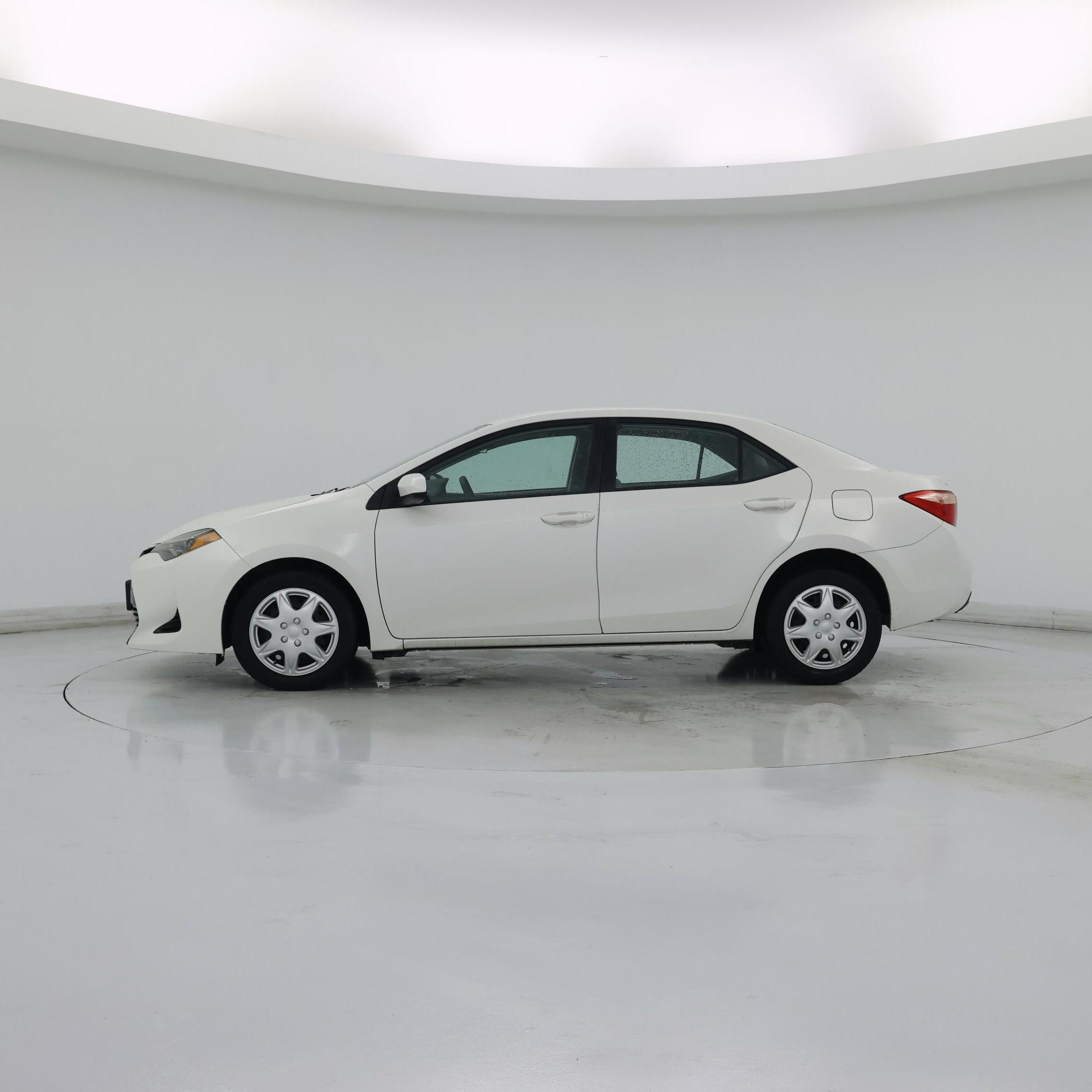 Thumbnail: 2019 Toyota Corolla - 3