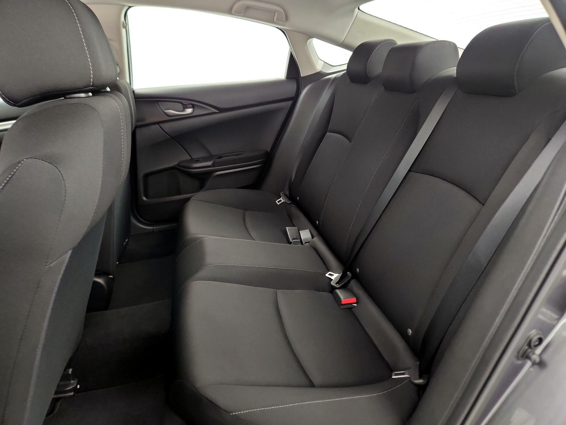 Thumbnail: 2016 Honda Civic - 18