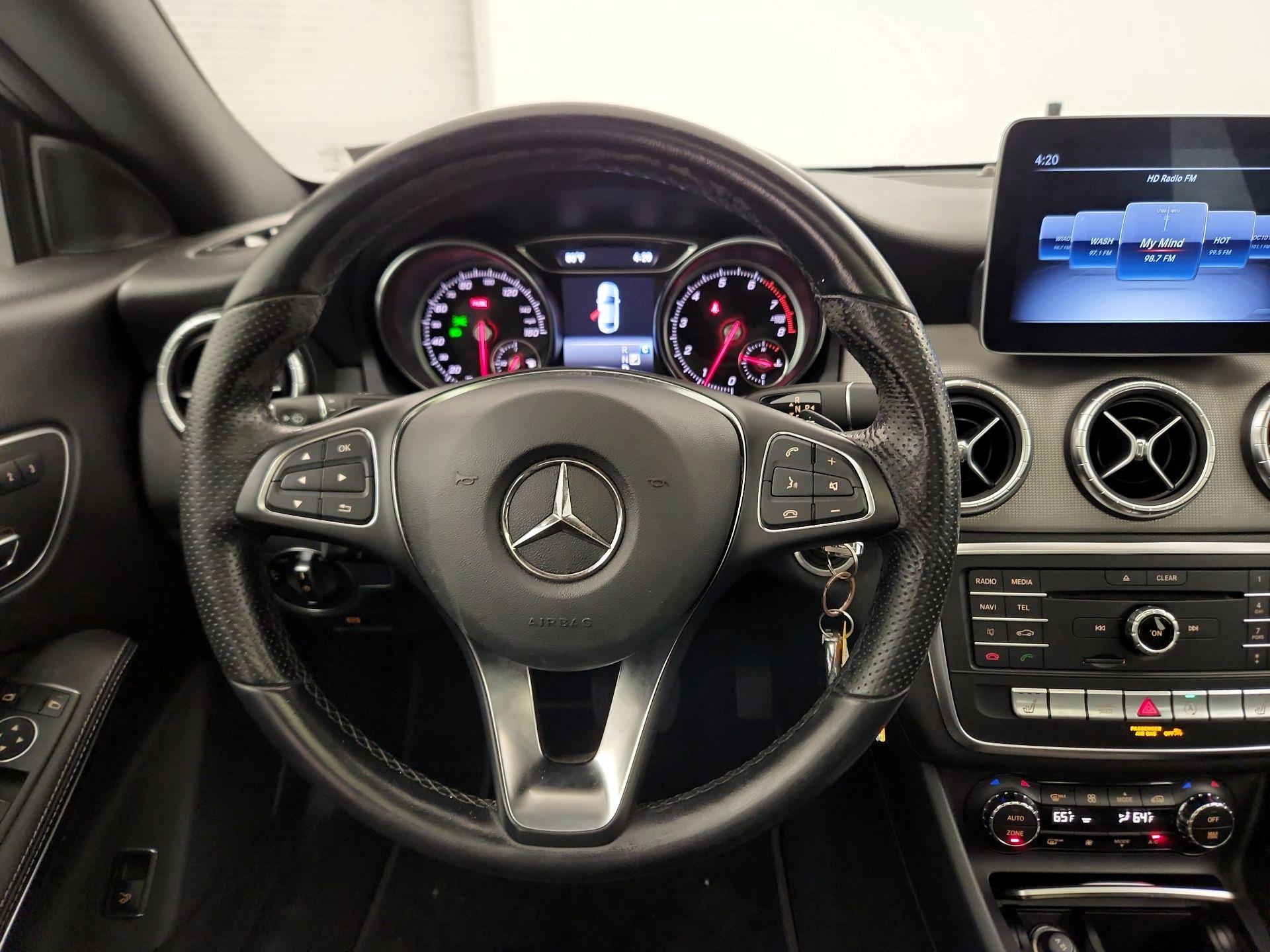 Thumbnail: 2019 Mercedes-Benz CLA - 10
