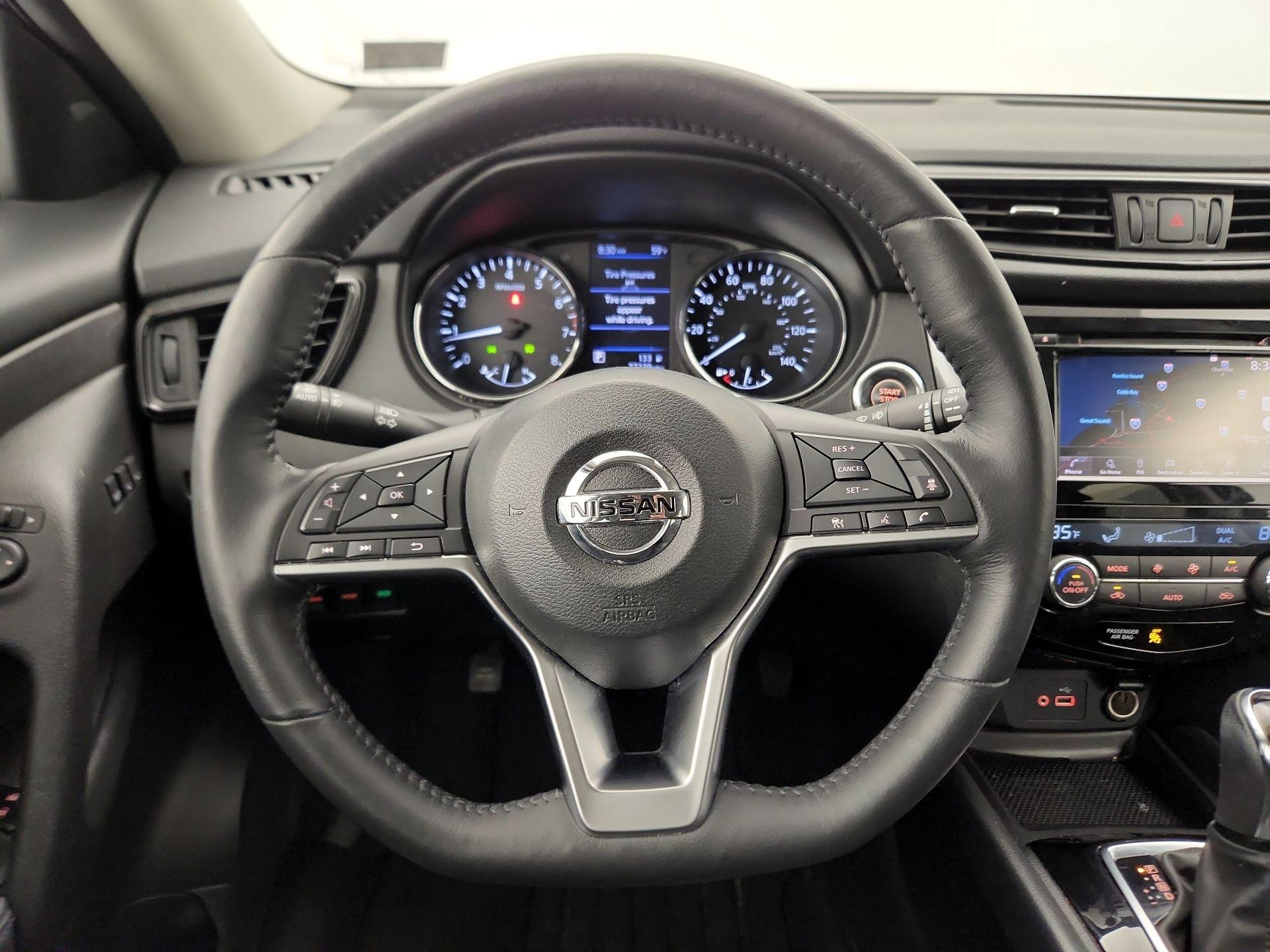 Thumbnail: 2018 Nissan Rogue - 10