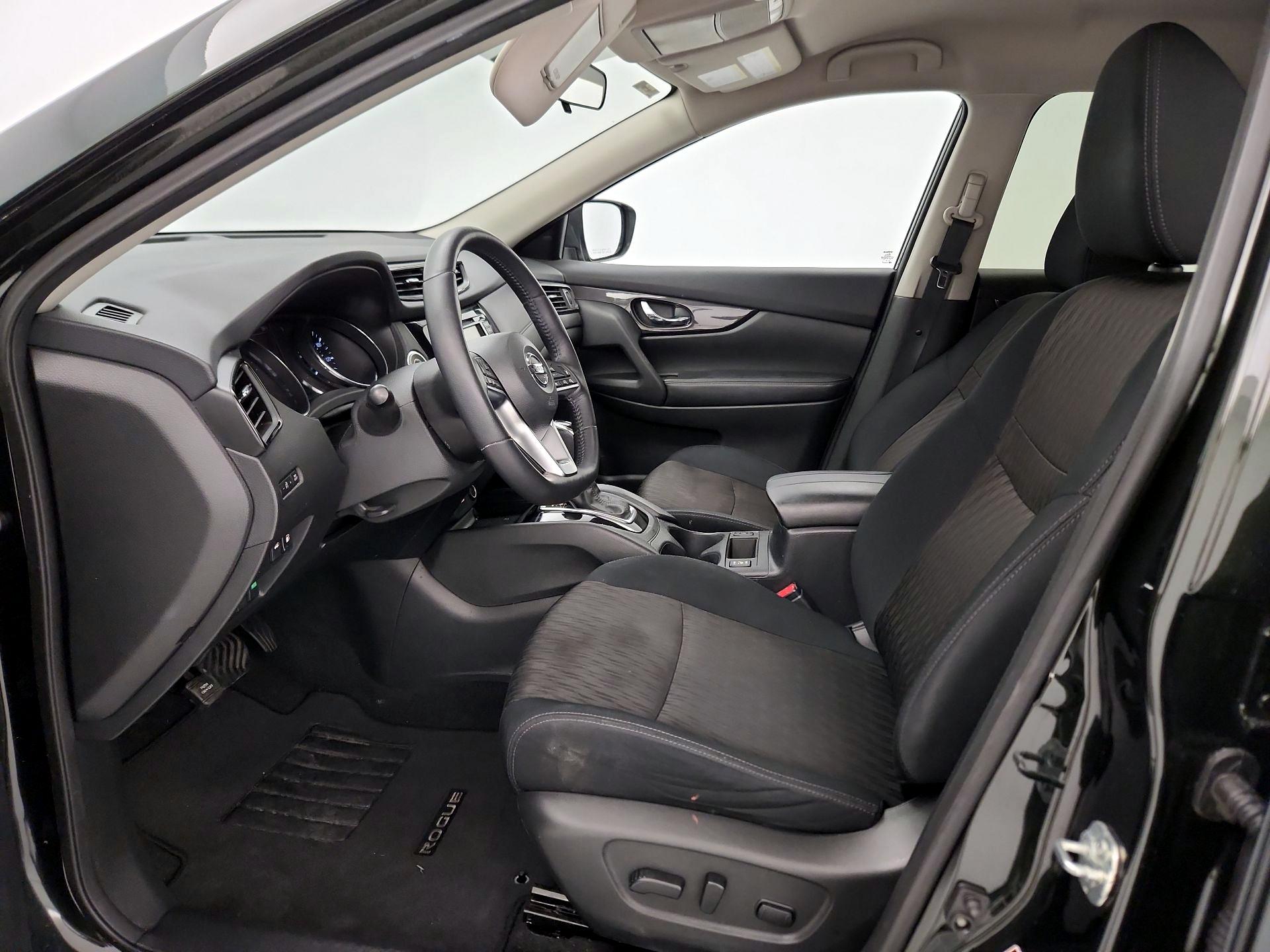 Thumbnail: 2018 Nissan Rogue - 11