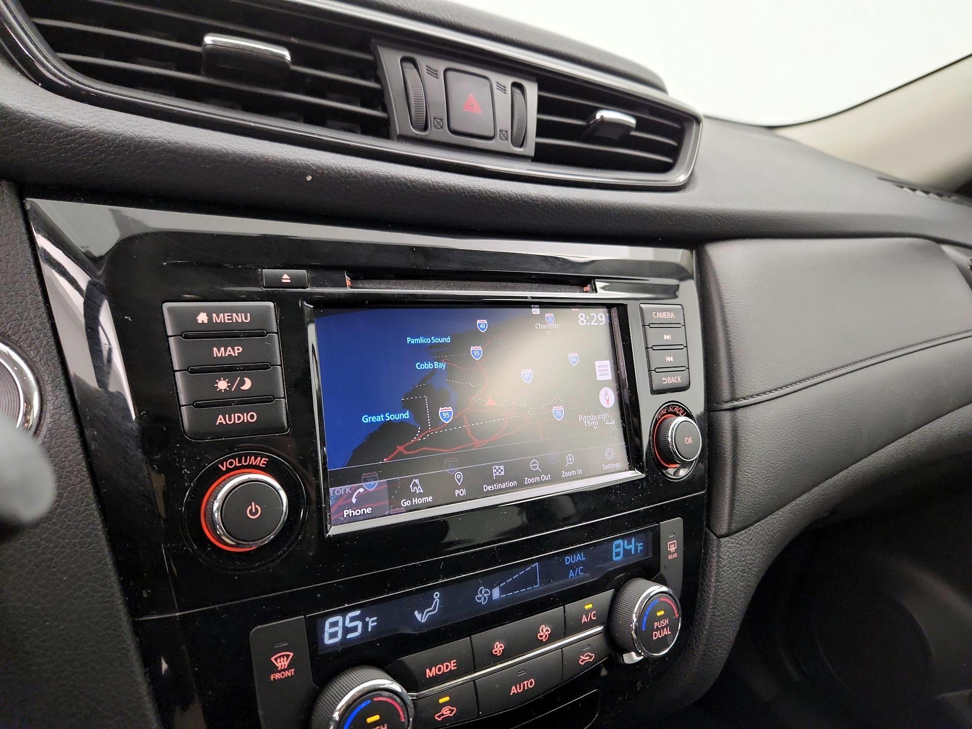 Thumbnail: 2018 Nissan Rogue - 14