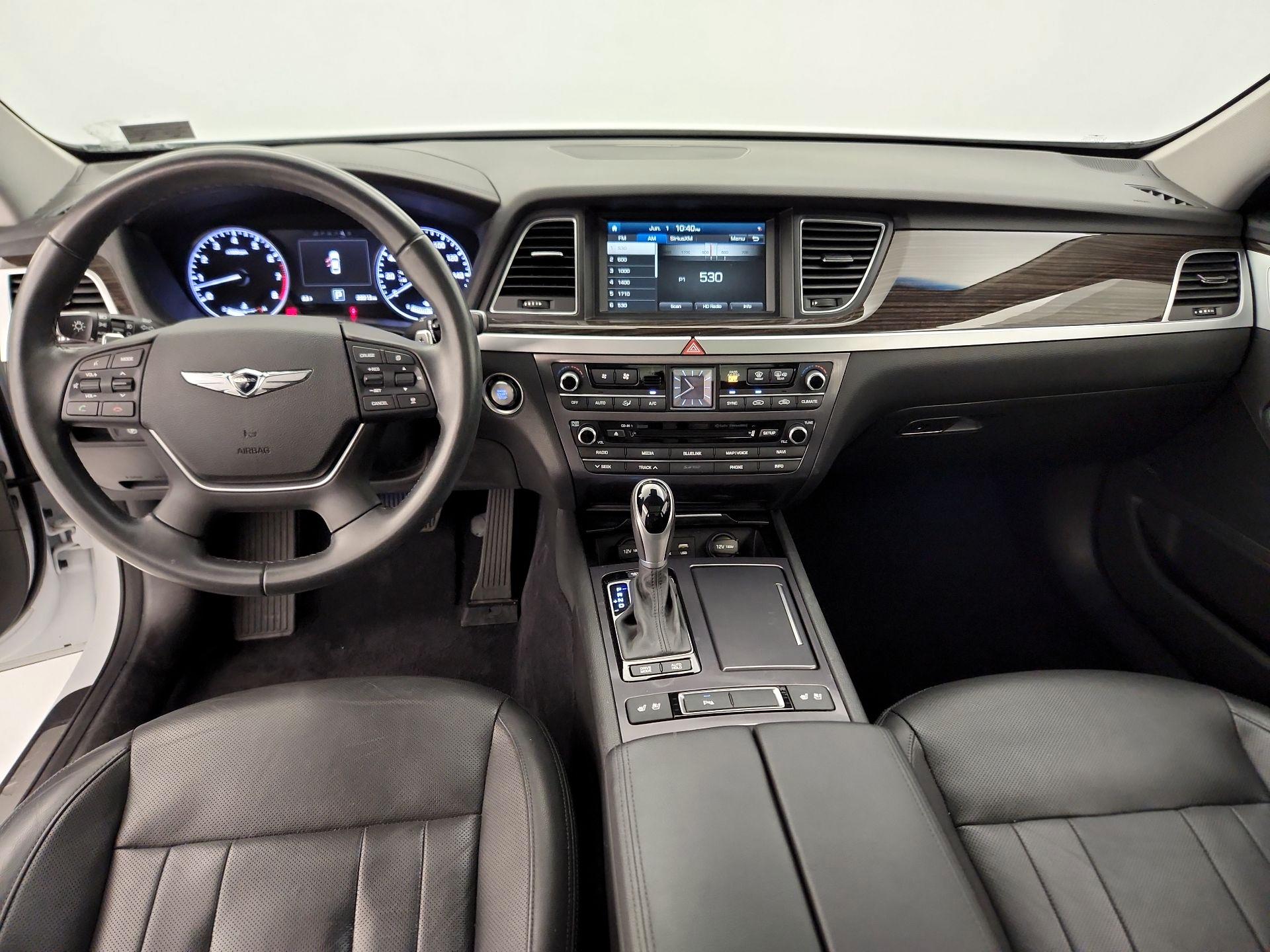 Thumbnail: 2017 Genesis G80 - 9