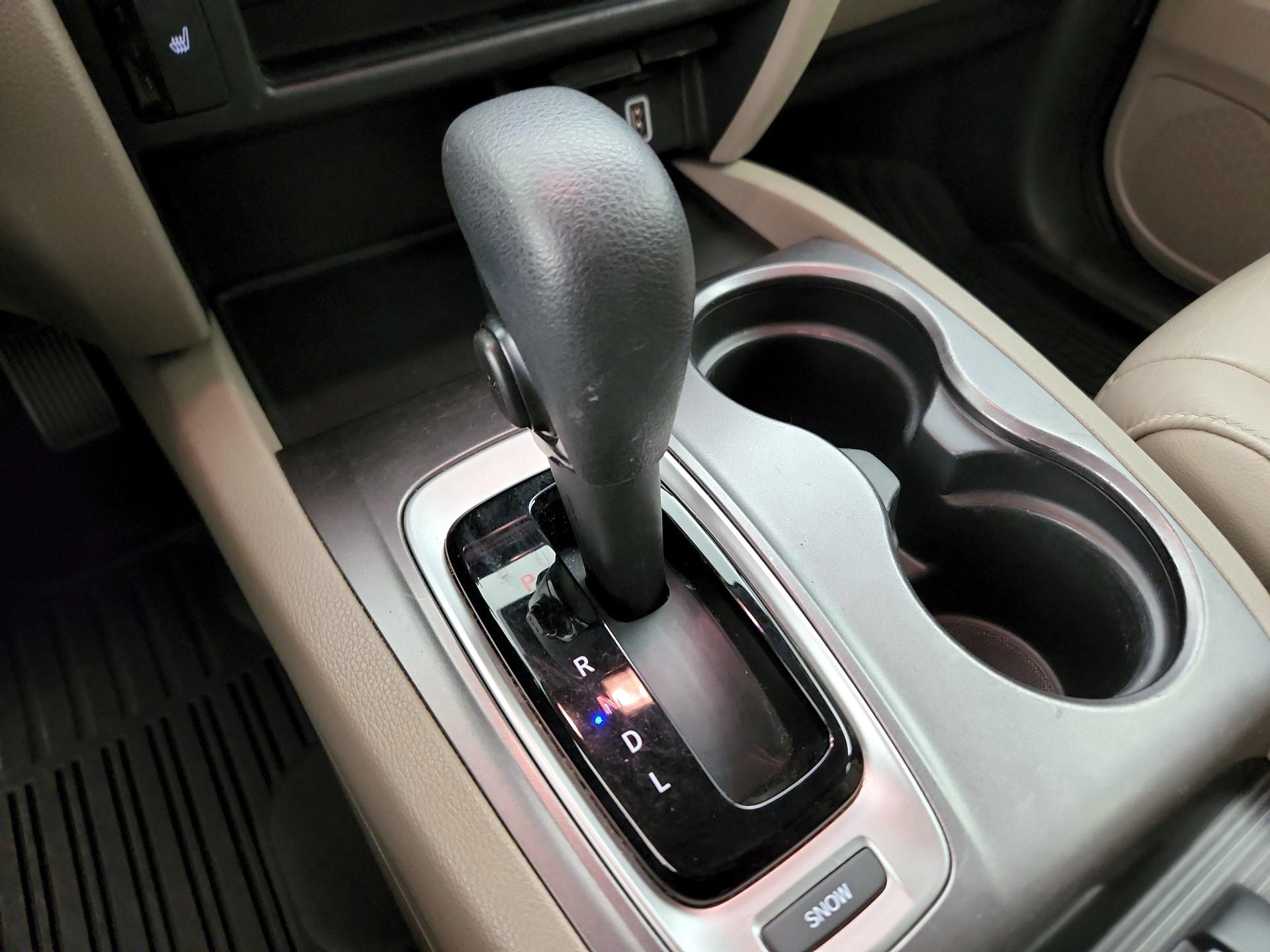 Thumbnail: 2019 Honda Pilot - 17