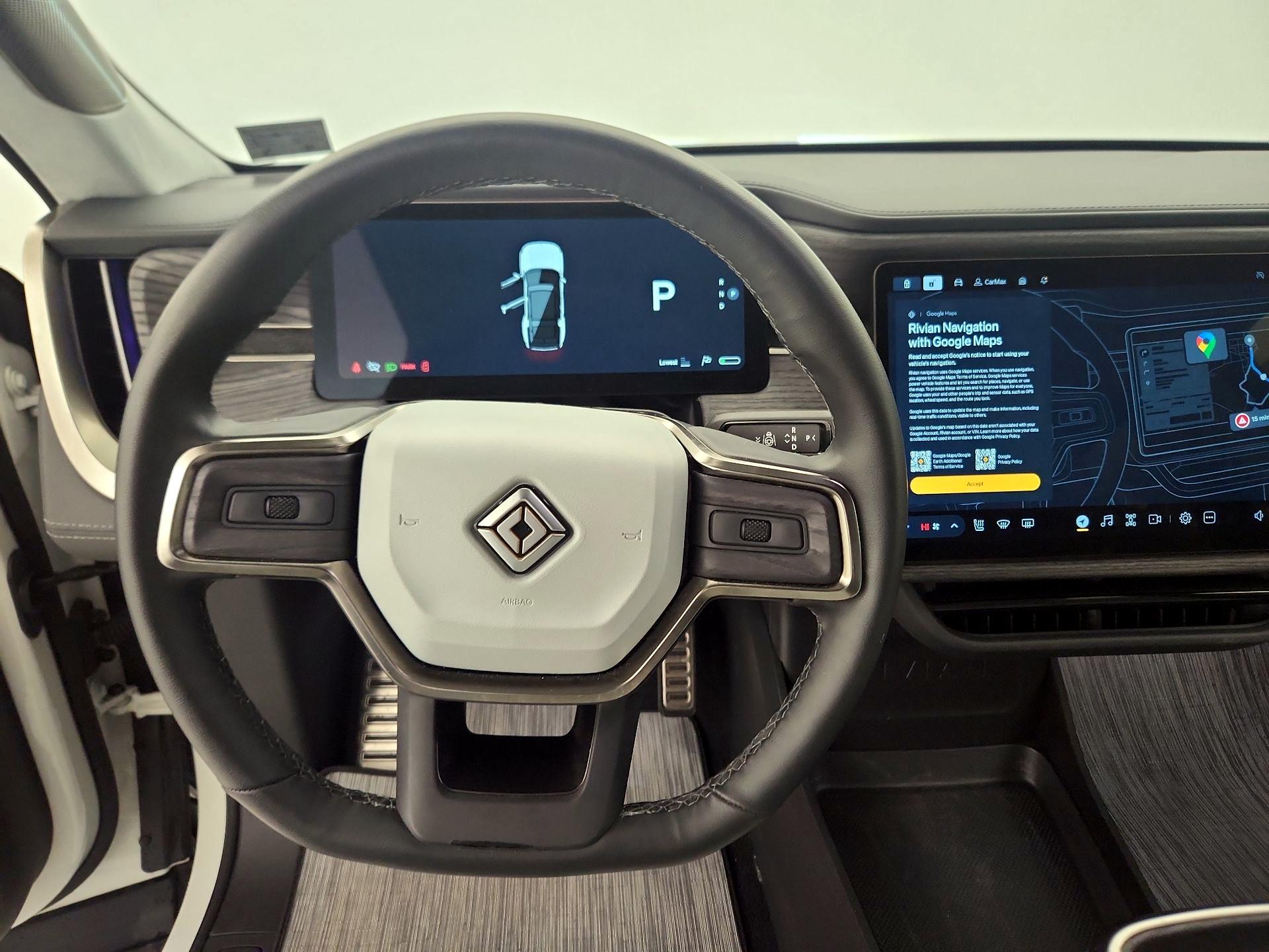 Thumbnail: 2023 Rivian R1S - 10