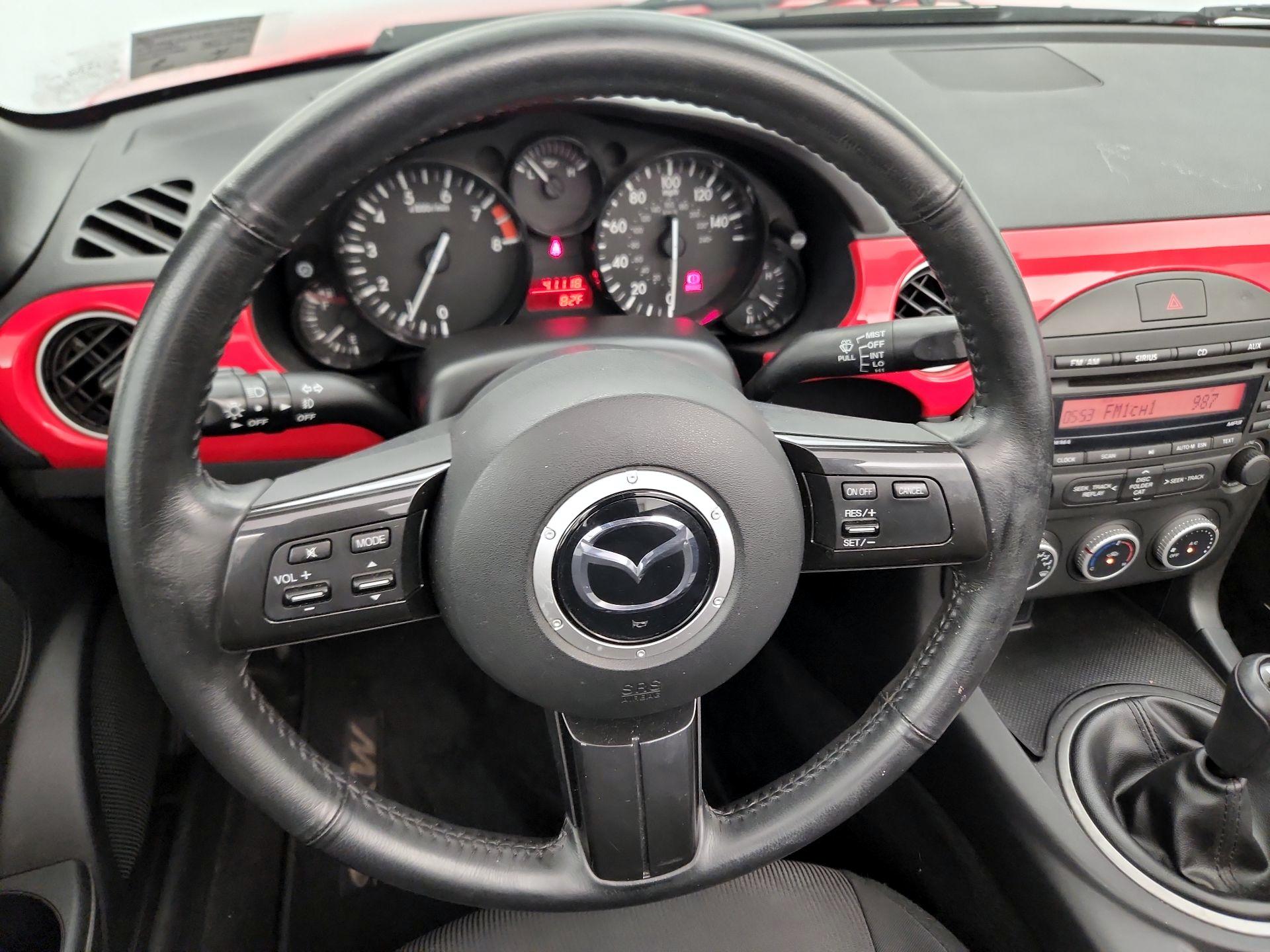 Thumbnail: 2014 Mazda MX-5 Miata - 10