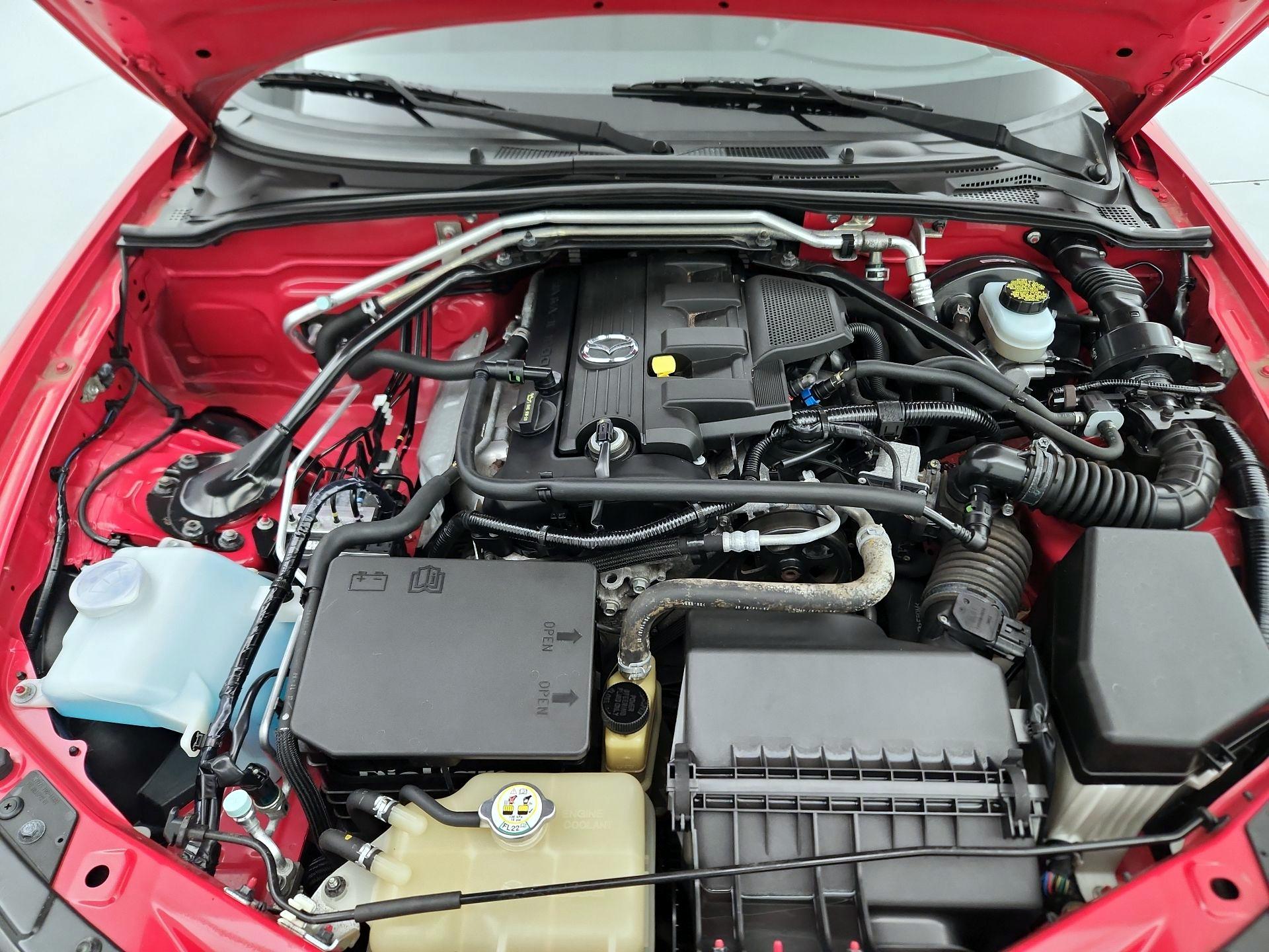 Thumbnail: 2014 Mazda MX-5 Miata - 19