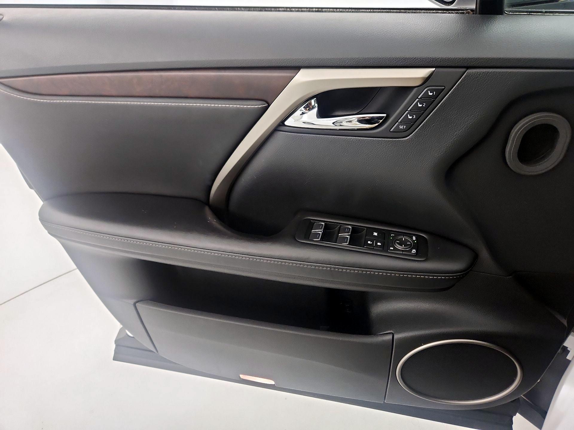 Thumbnail: 2020 Lexus RX - 12