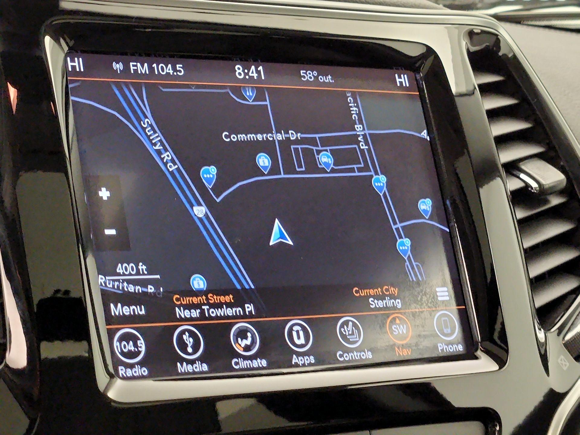 Thumbnail: 2019 Jeep Cherokee - 14