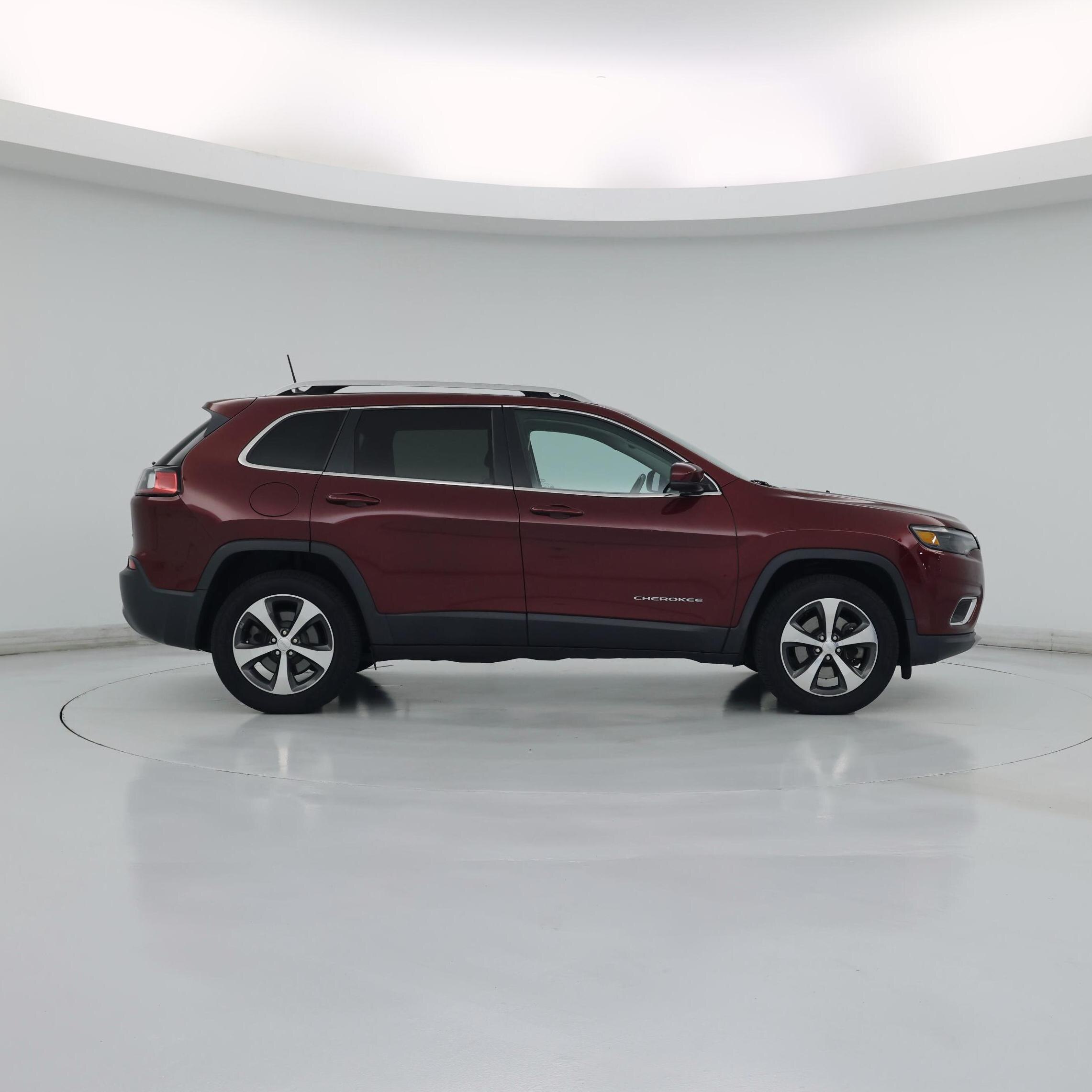 Thumbnail: 2019 Jeep Cherokee - 7