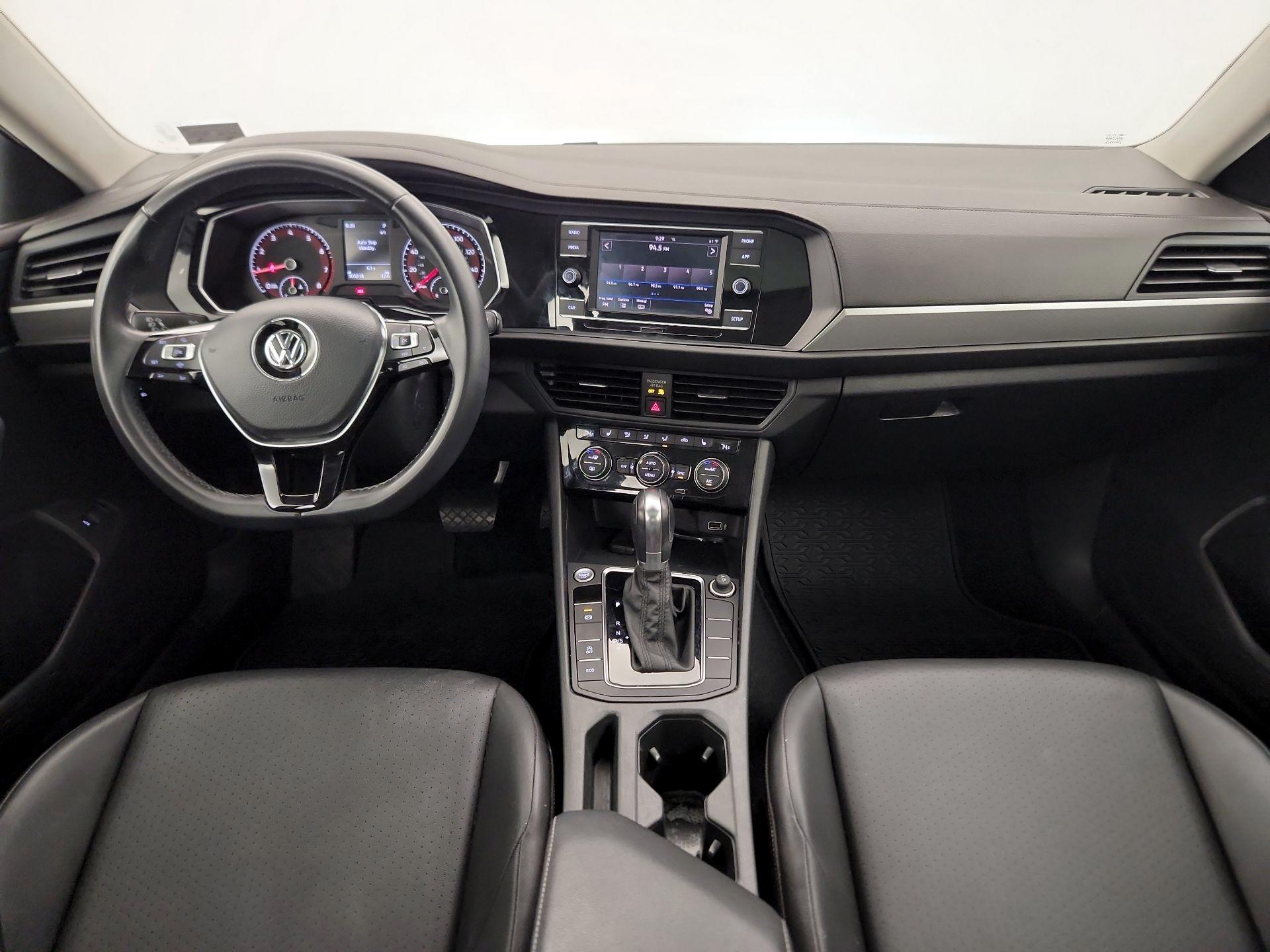 Thumbnail: 2019 Volkswagen Jetta - 9