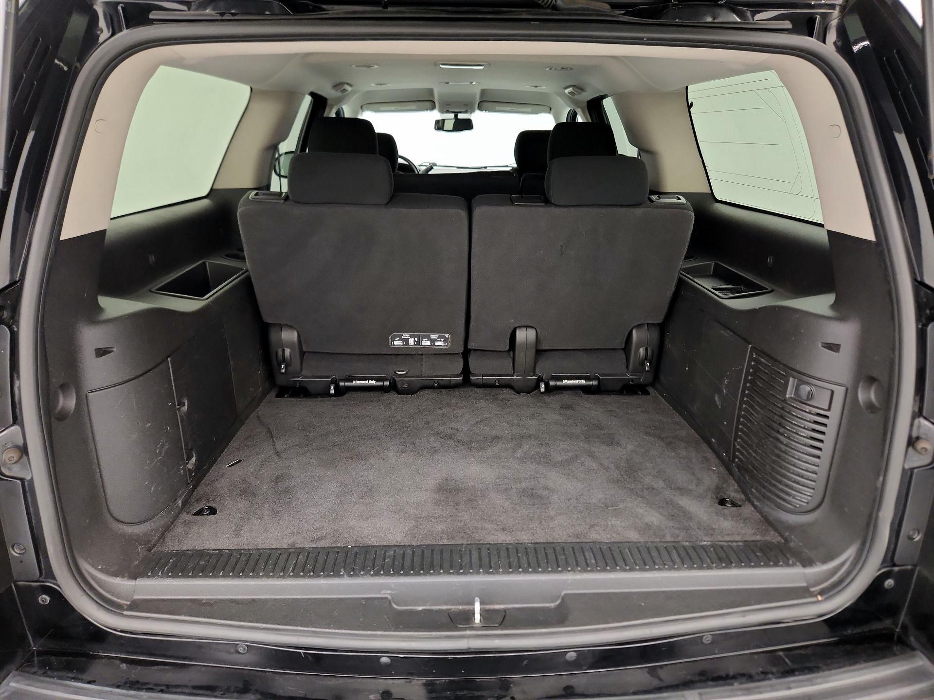 Thumbnail: 2014 Chevrolet Suburban - 19