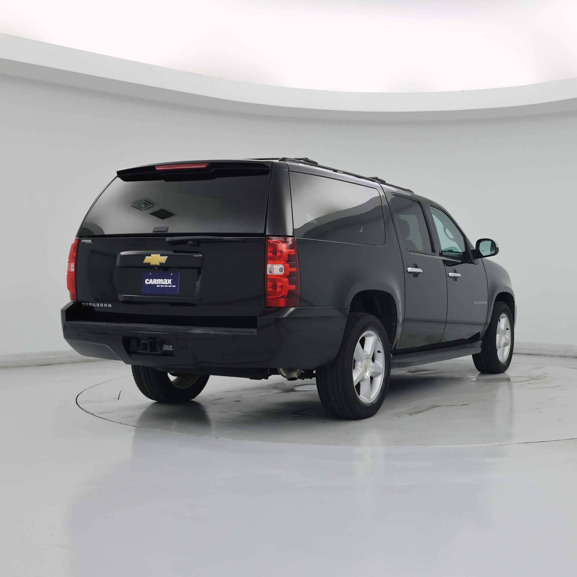 Thumbnail: 2014 Chevrolet Suburban - 8