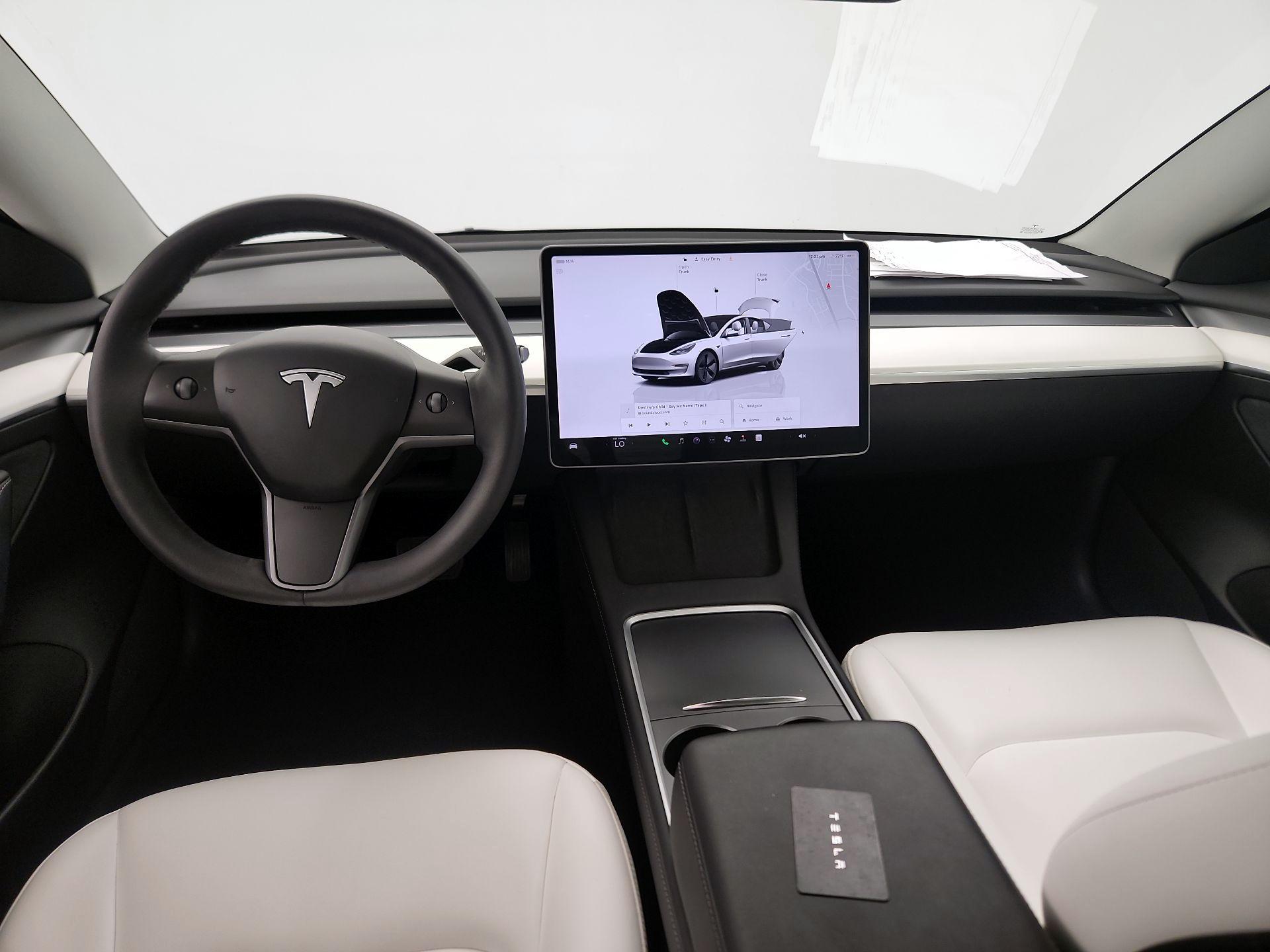 Thumbnail: 2023 Tesla Model 3 - 9