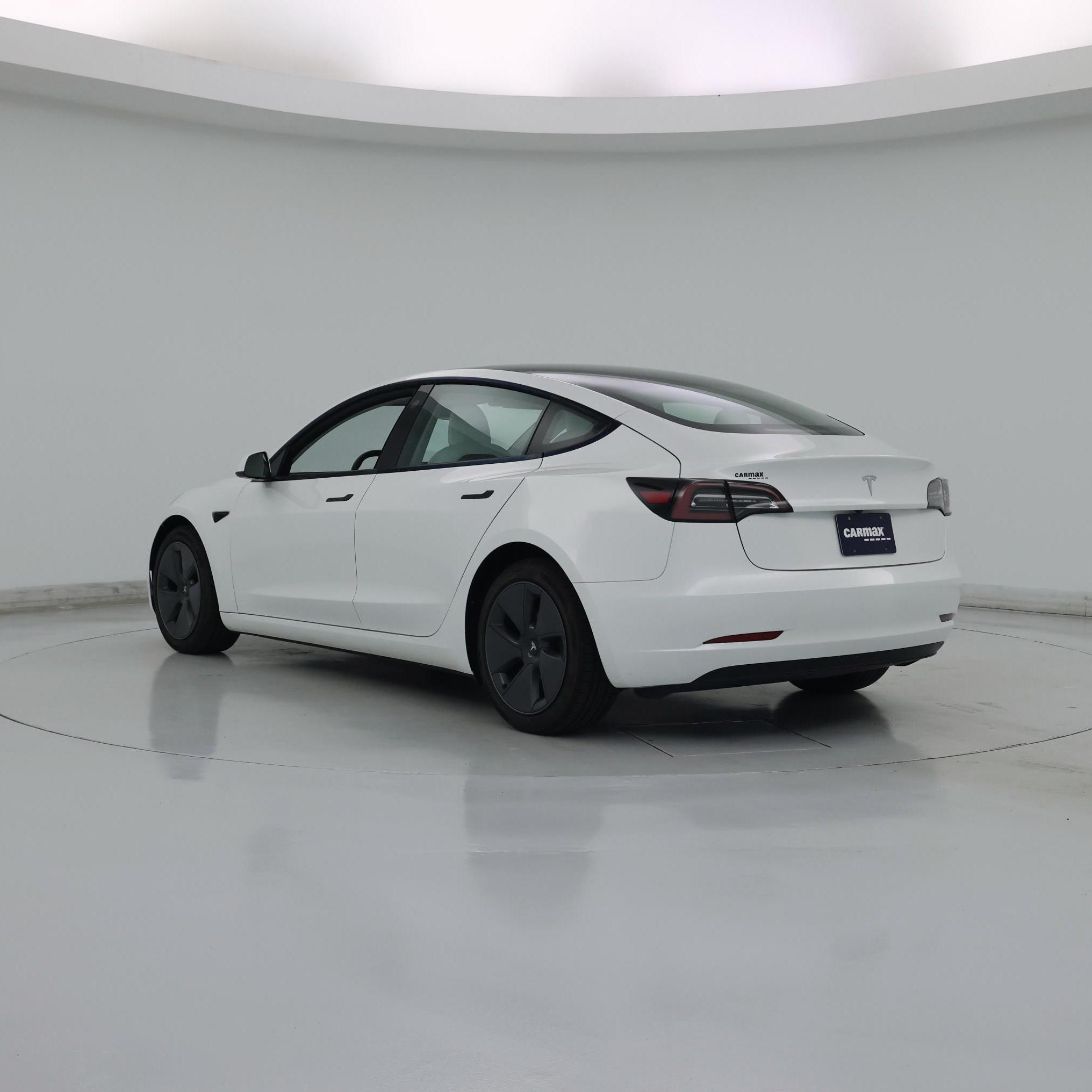 Thumbnail: 2023 Tesla Model 3 - 2