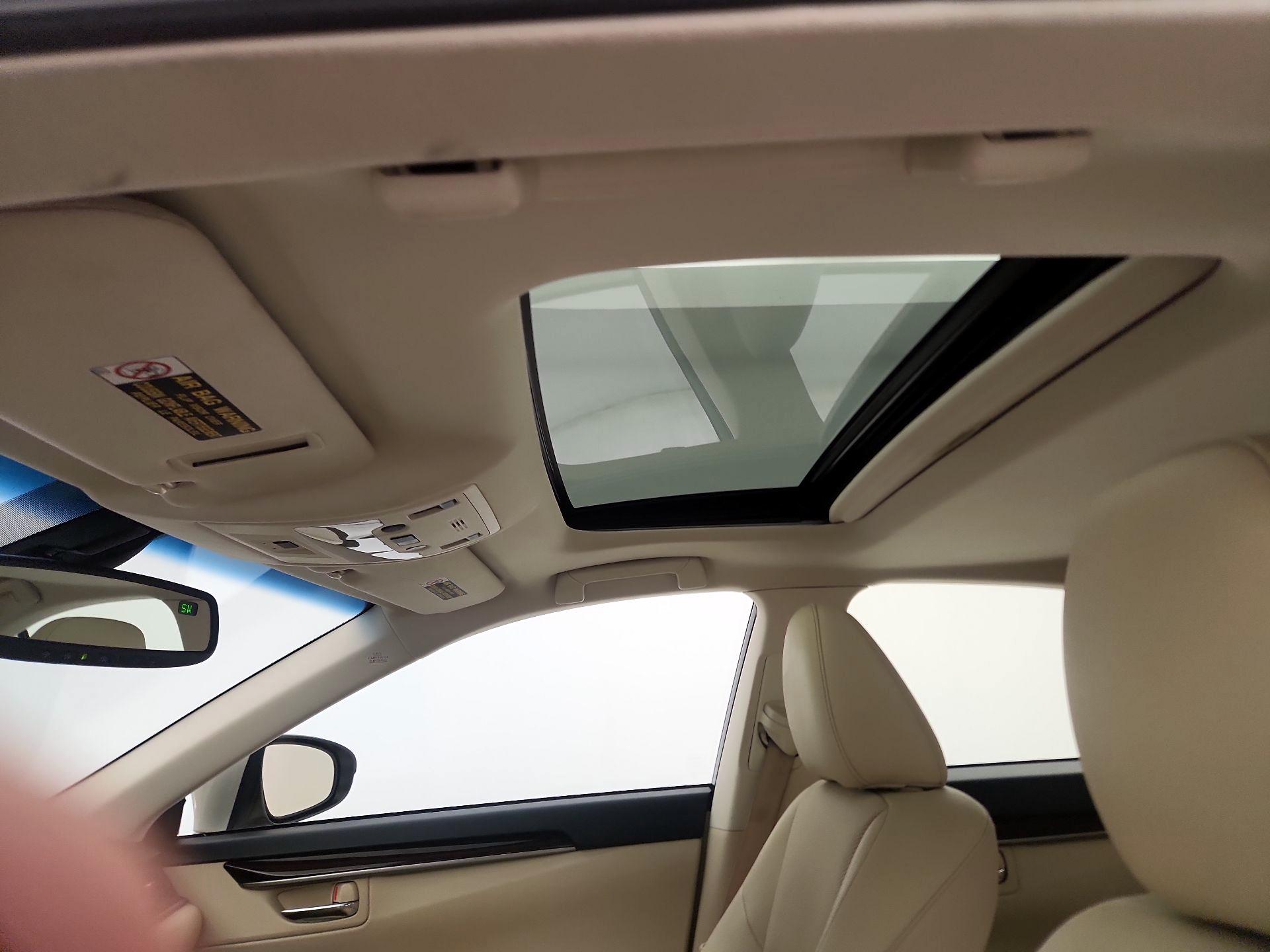 Thumbnail: 2014 Lexus ES - 19