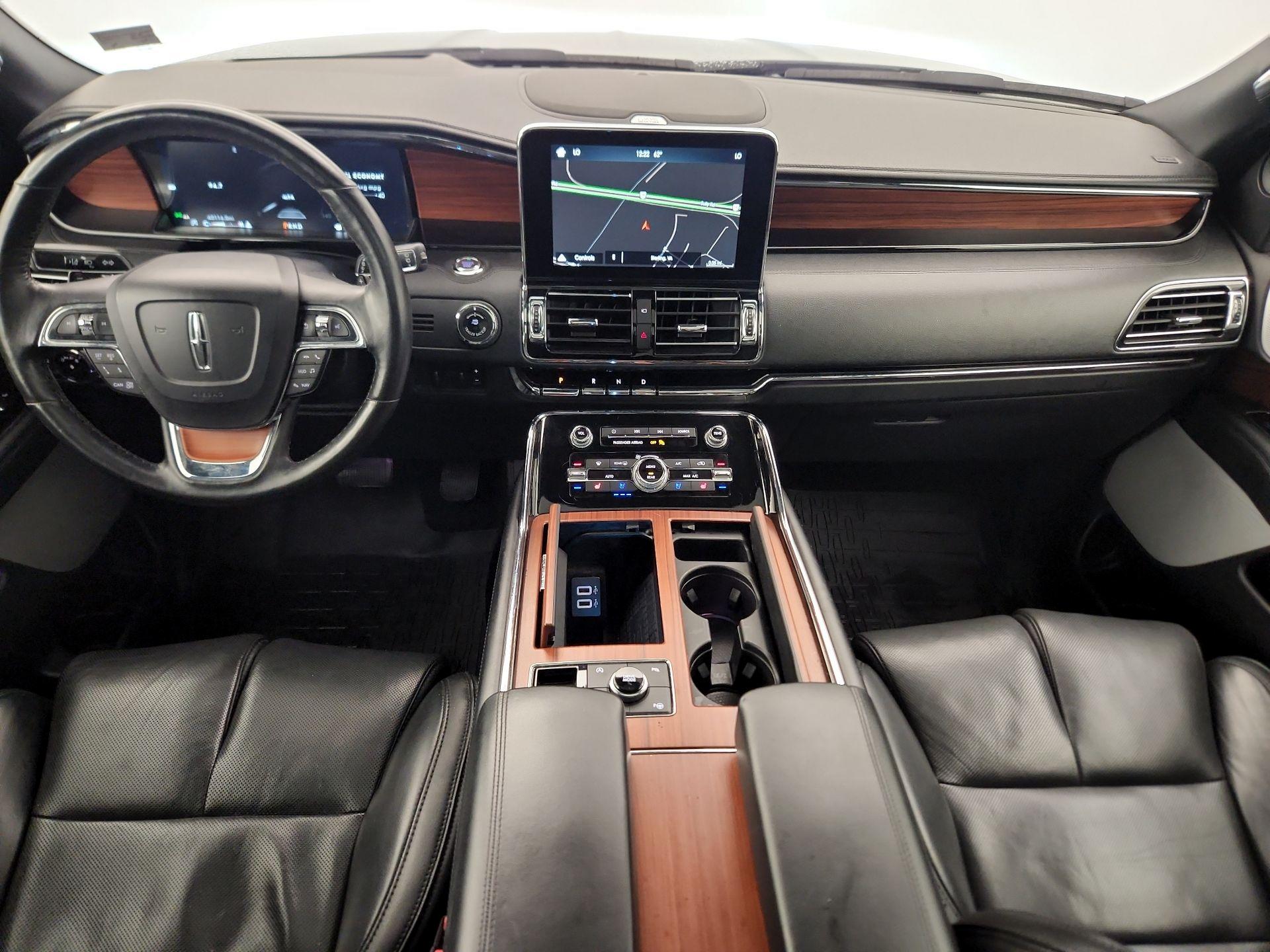 Thumbnail: 2018 Lincoln Navigator - 8
