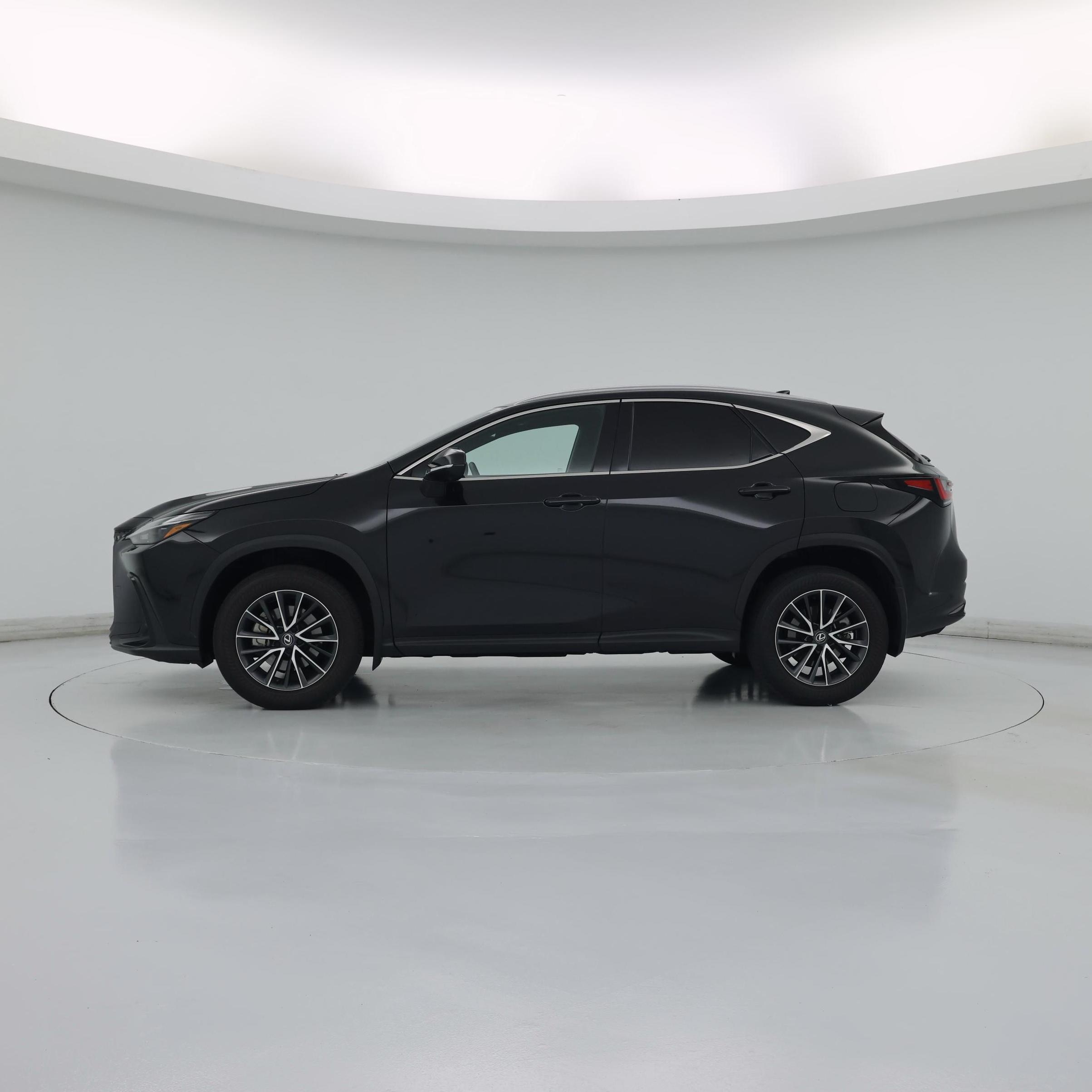 Thumbnail: 2024 Lexus NX - 3