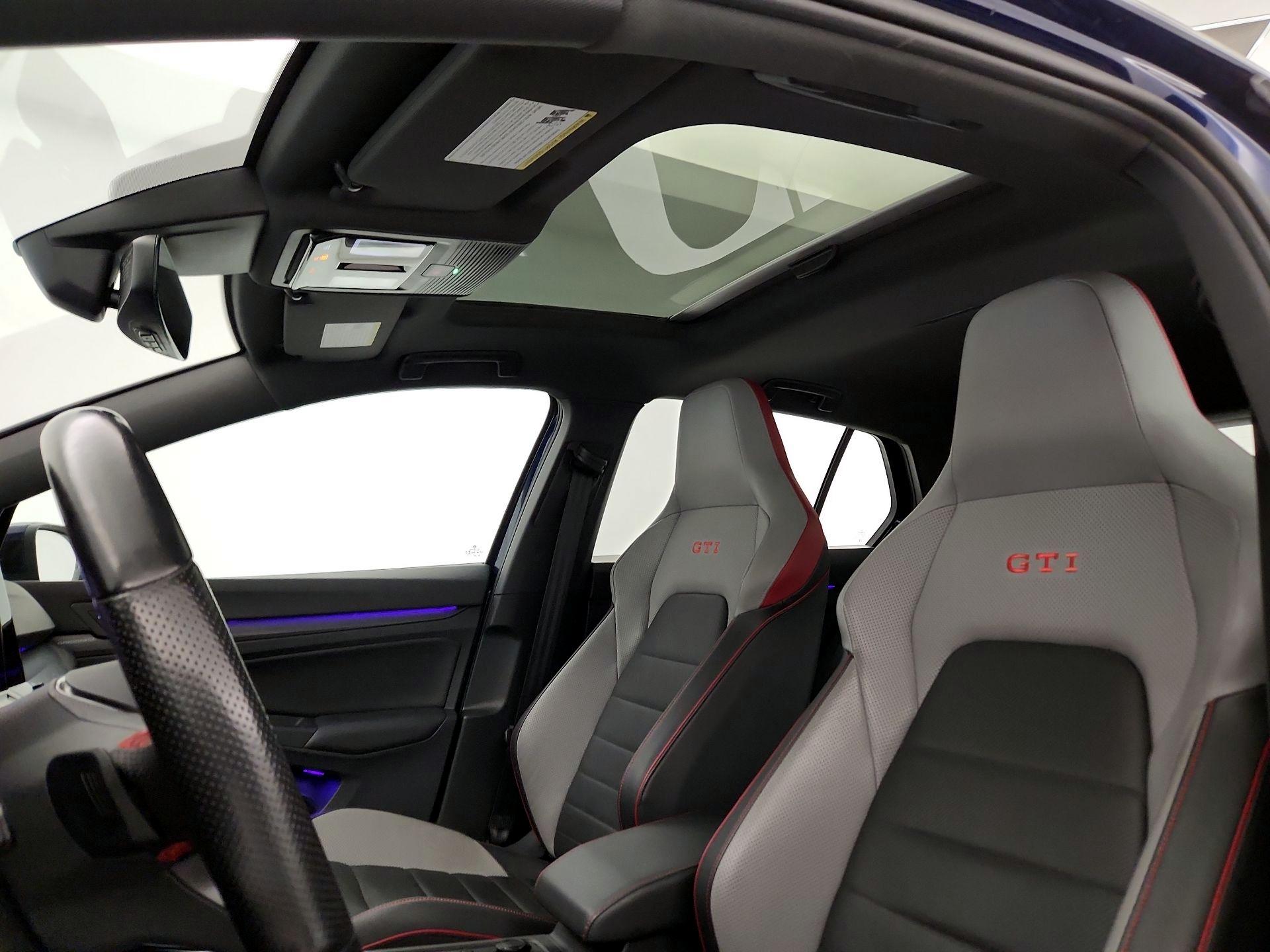 Thumbnail: 2023 Volkswagen Golf - 19