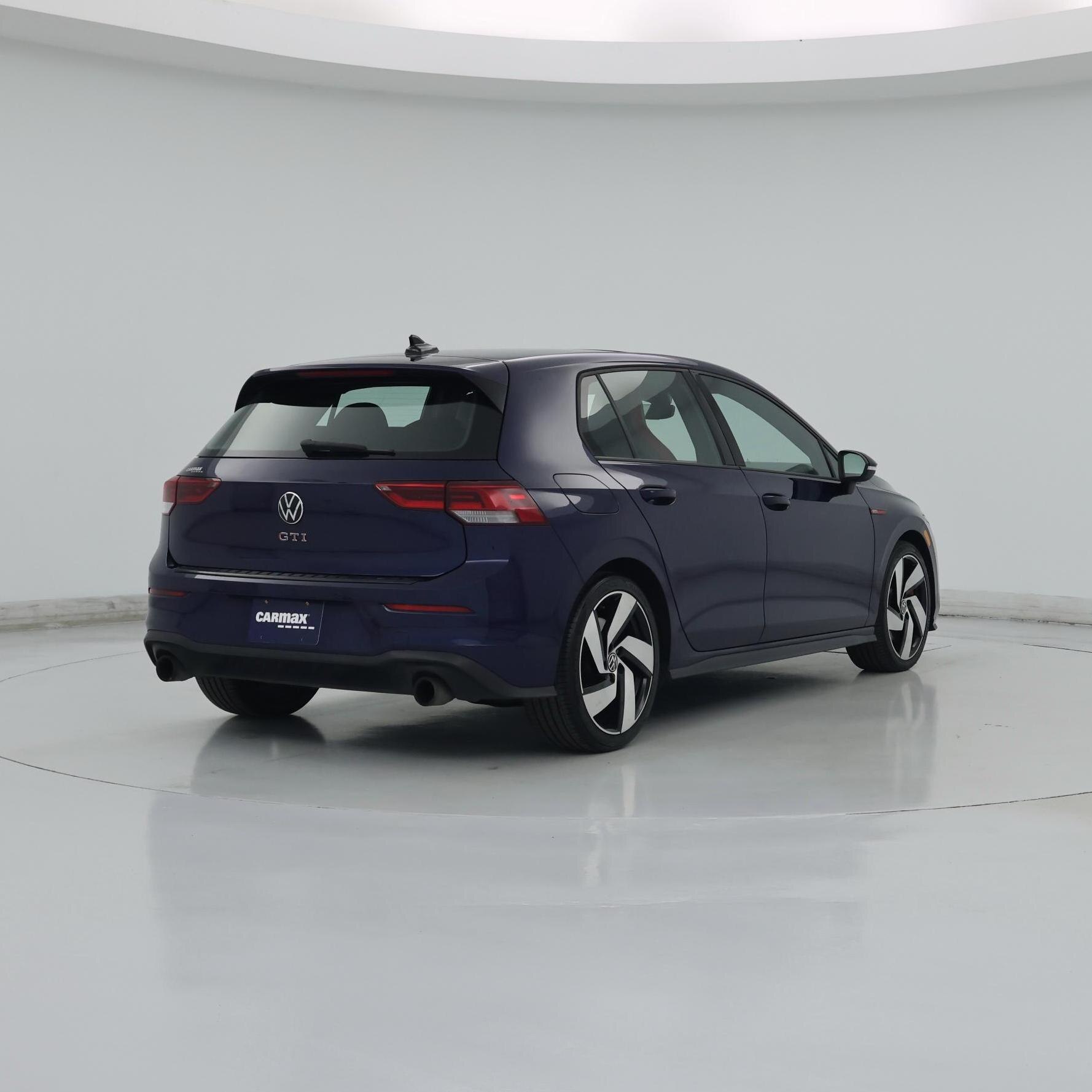 Thumbnail: 2023 Volkswagen Golf - 8