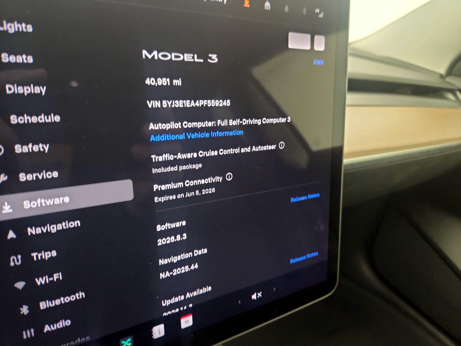 Thumbnail: 2023 Tesla Model 3 - 14