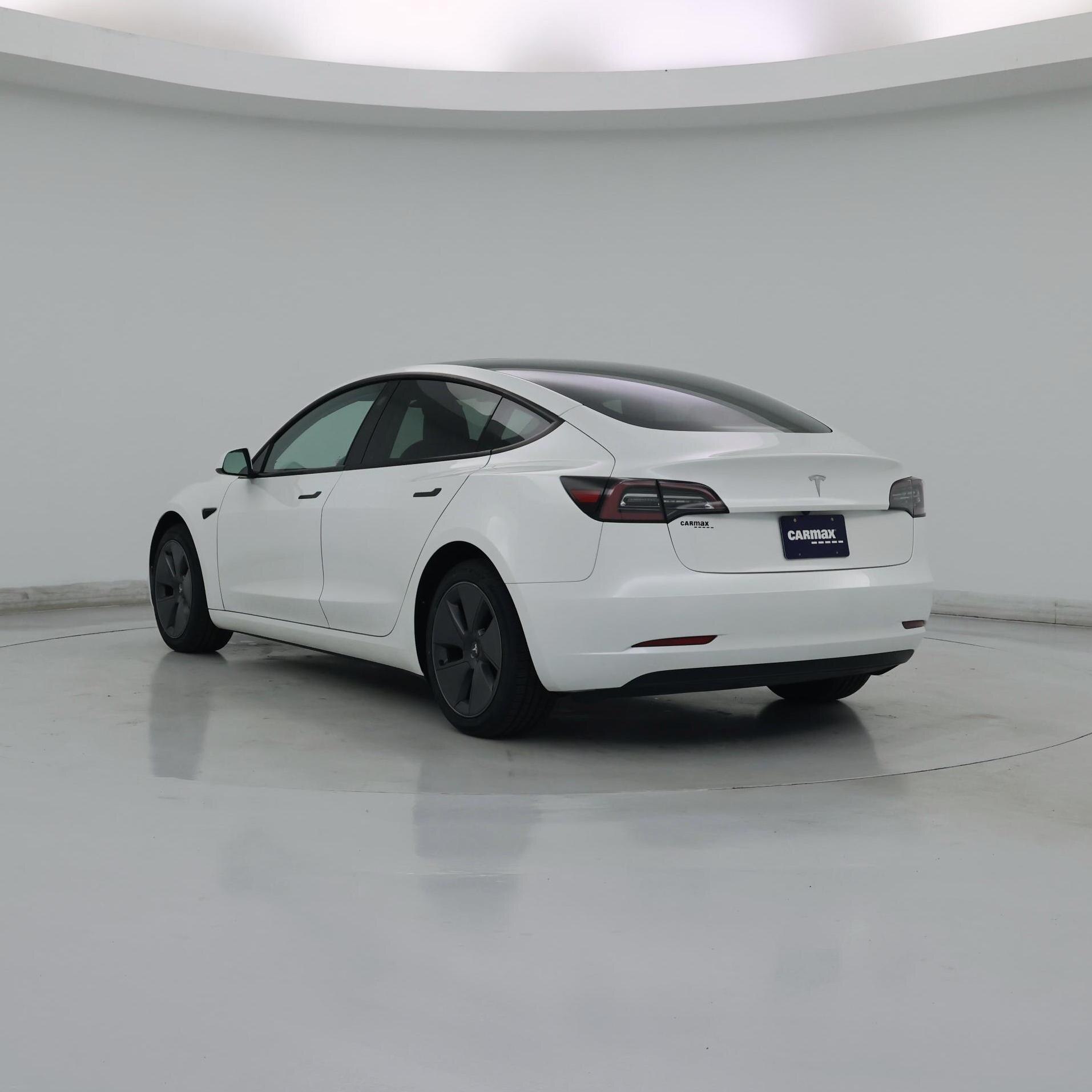 Thumbnail: 2023 Tesla Model 3 - 2