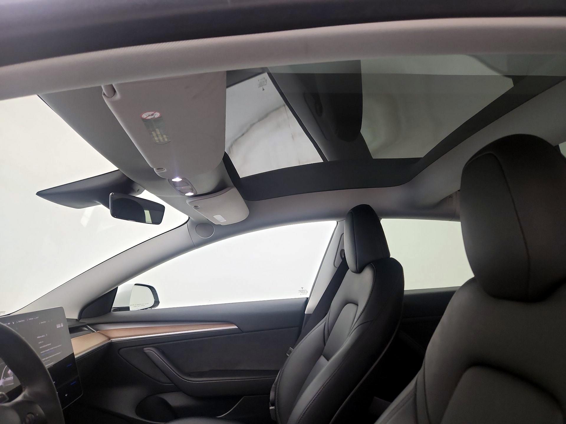 Thumbnail: 2023 Tesla Model 3 - 20