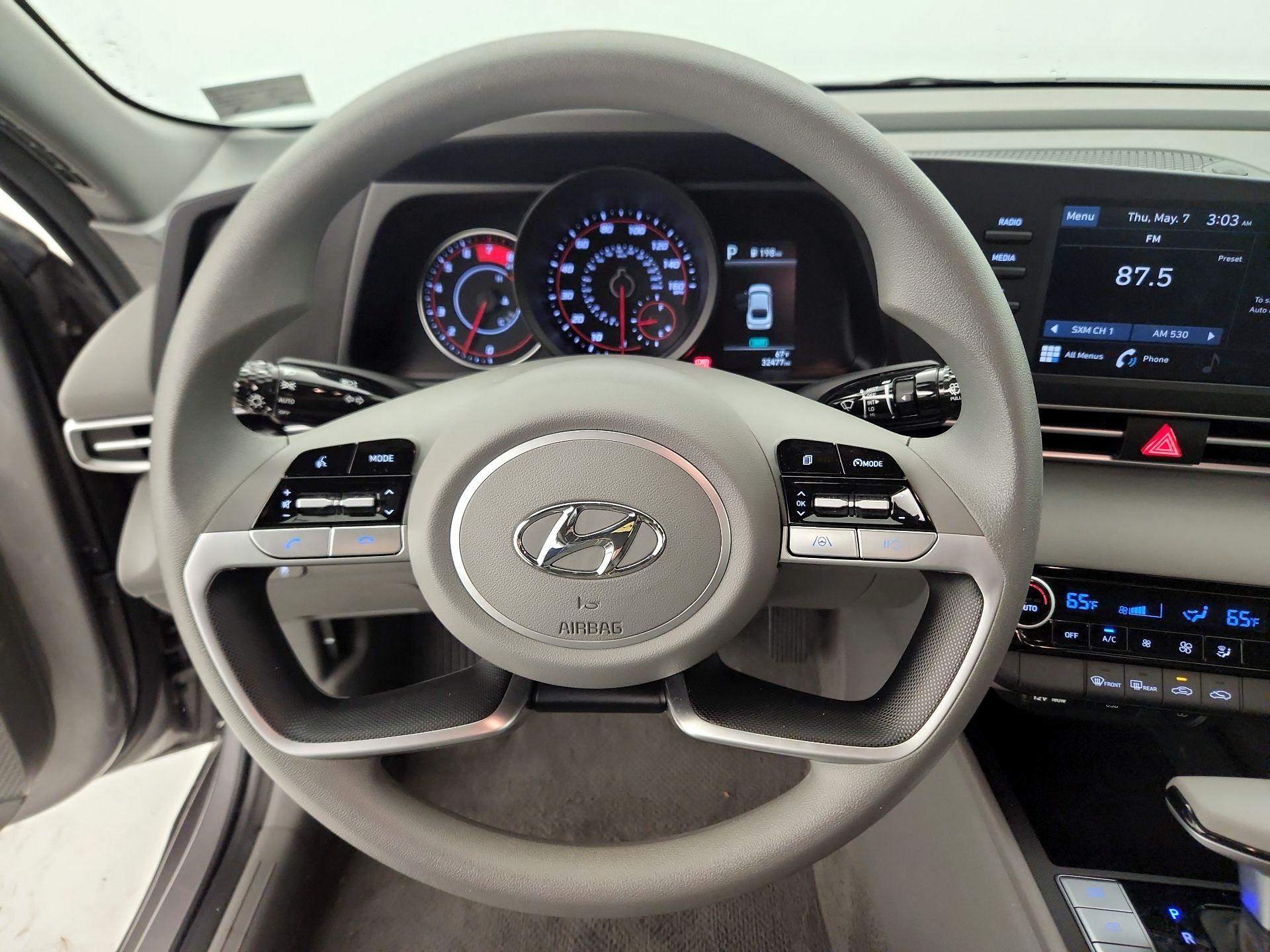 Thumbnail: 2023 Hyundai Elantra - 10
