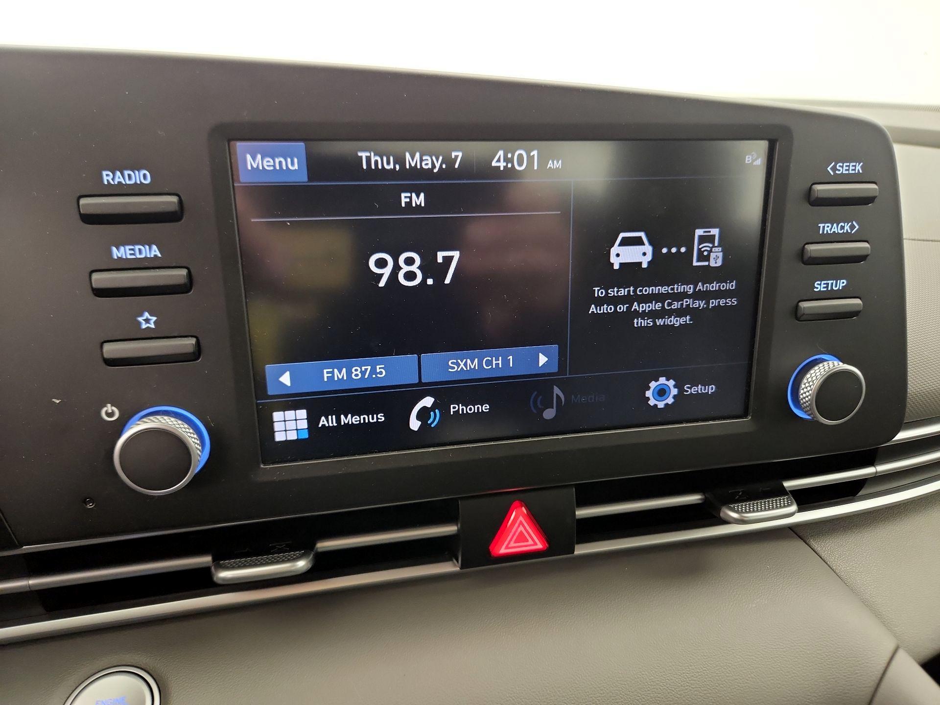 Thumbnail: 2023 Hyundai Elantra - 15
