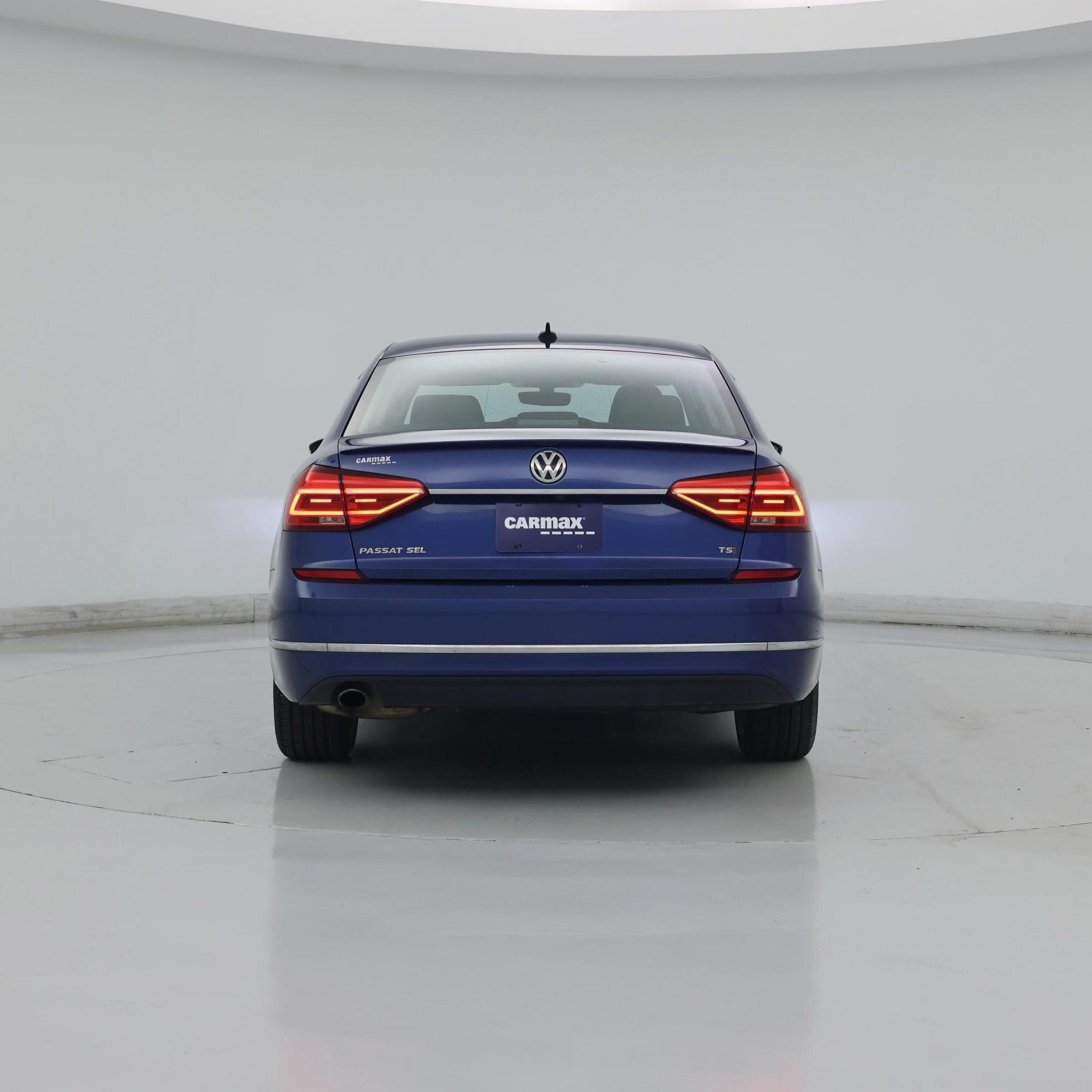 Thumbnail: 2016 Volkswagen Passat - 6