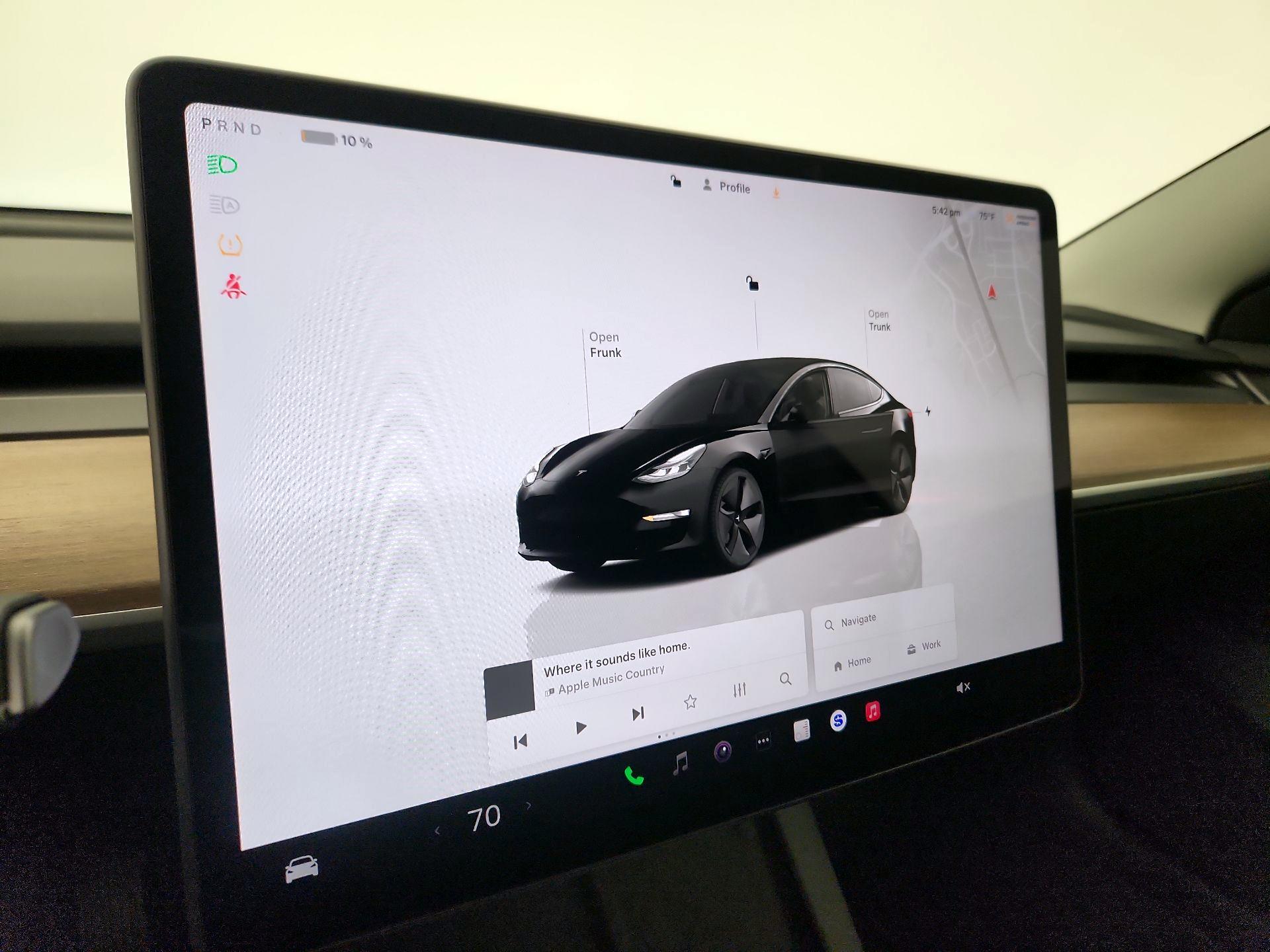 Thumbnail: 2023 Tesla Model 3 - 14