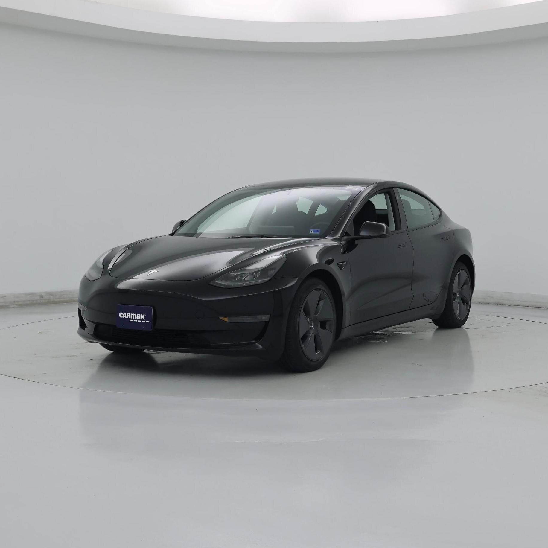 Thumbnail: 2023 Tesla Model 3 - 4