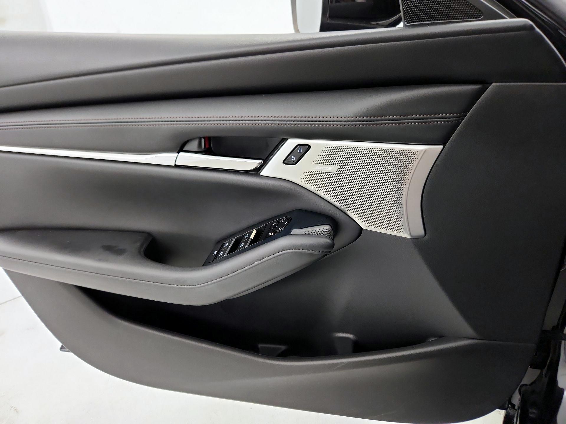 Thumbnail: 2019 Mazda Mazda3 - 12
