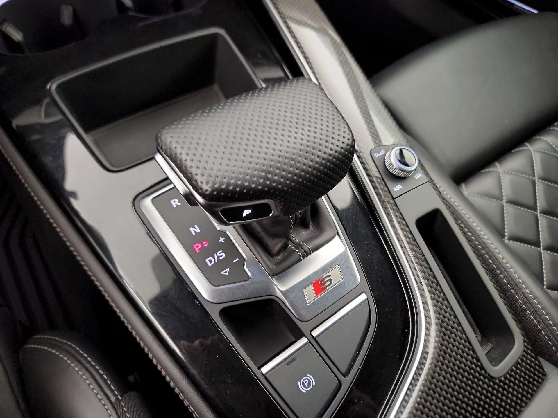 Thumbnail: 2020 Audi S5 - 18