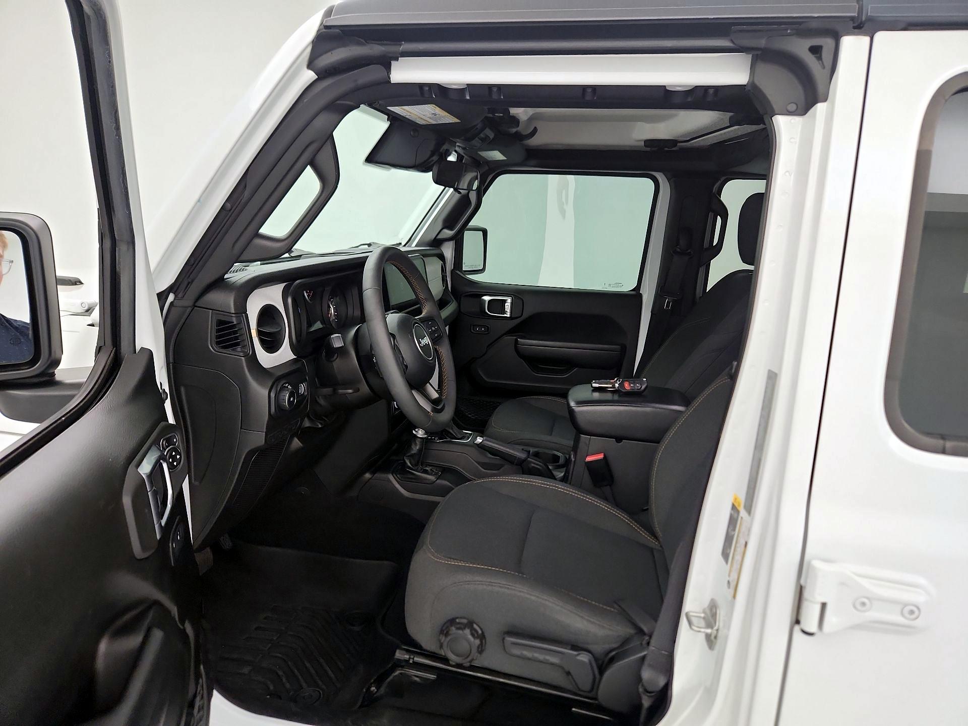 Thumbnail: 2024 Jeep Wrangler - 11