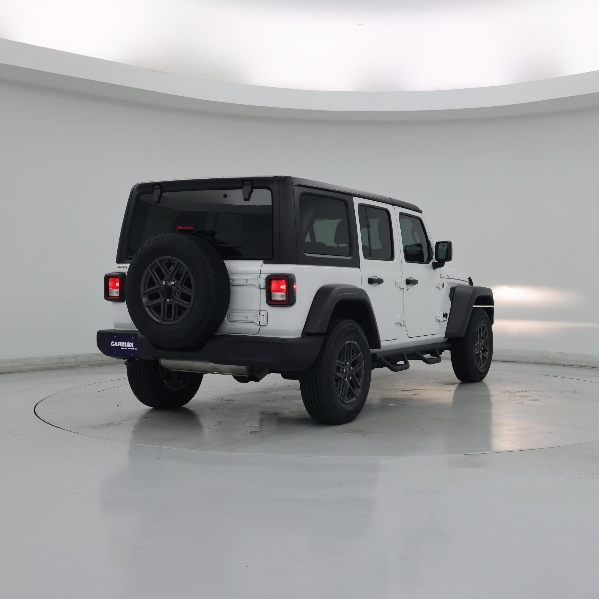 Thumbnail: 2024 Jeep Wrangler - 8