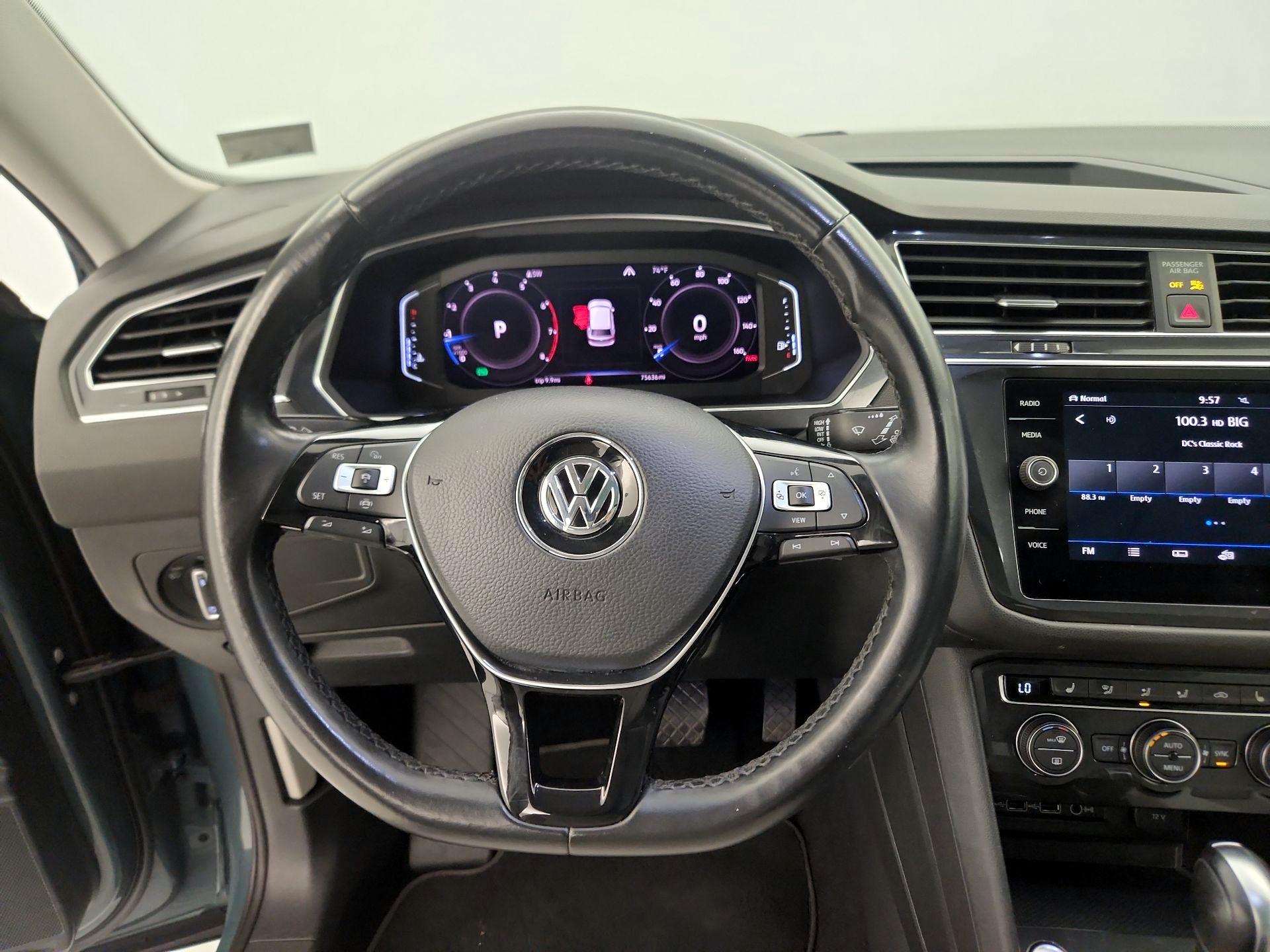 Thumbnail: 2019 Volkswagen Tiguan - 10