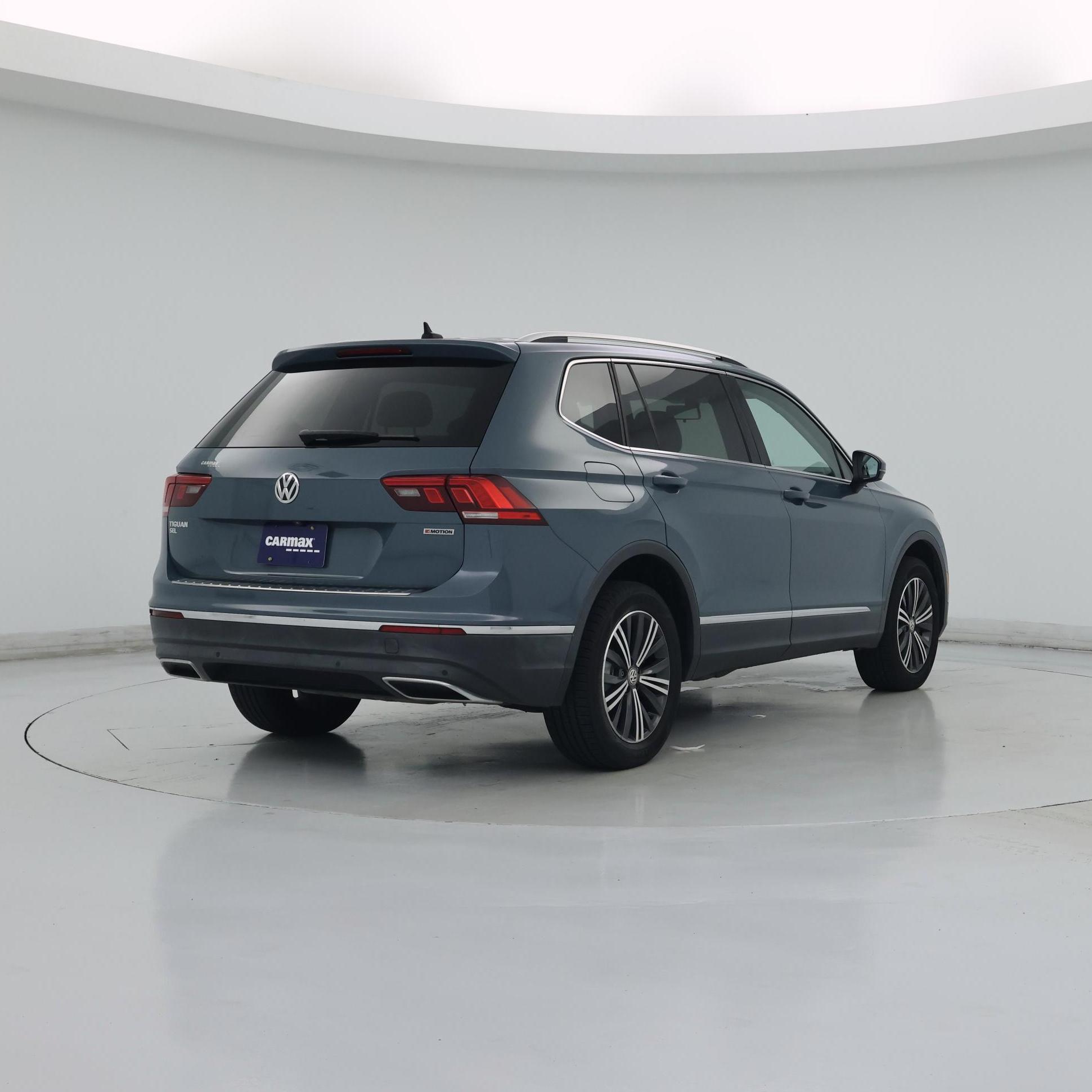 Thumbnail: 2019 Volkswagen Tiguan - 8
