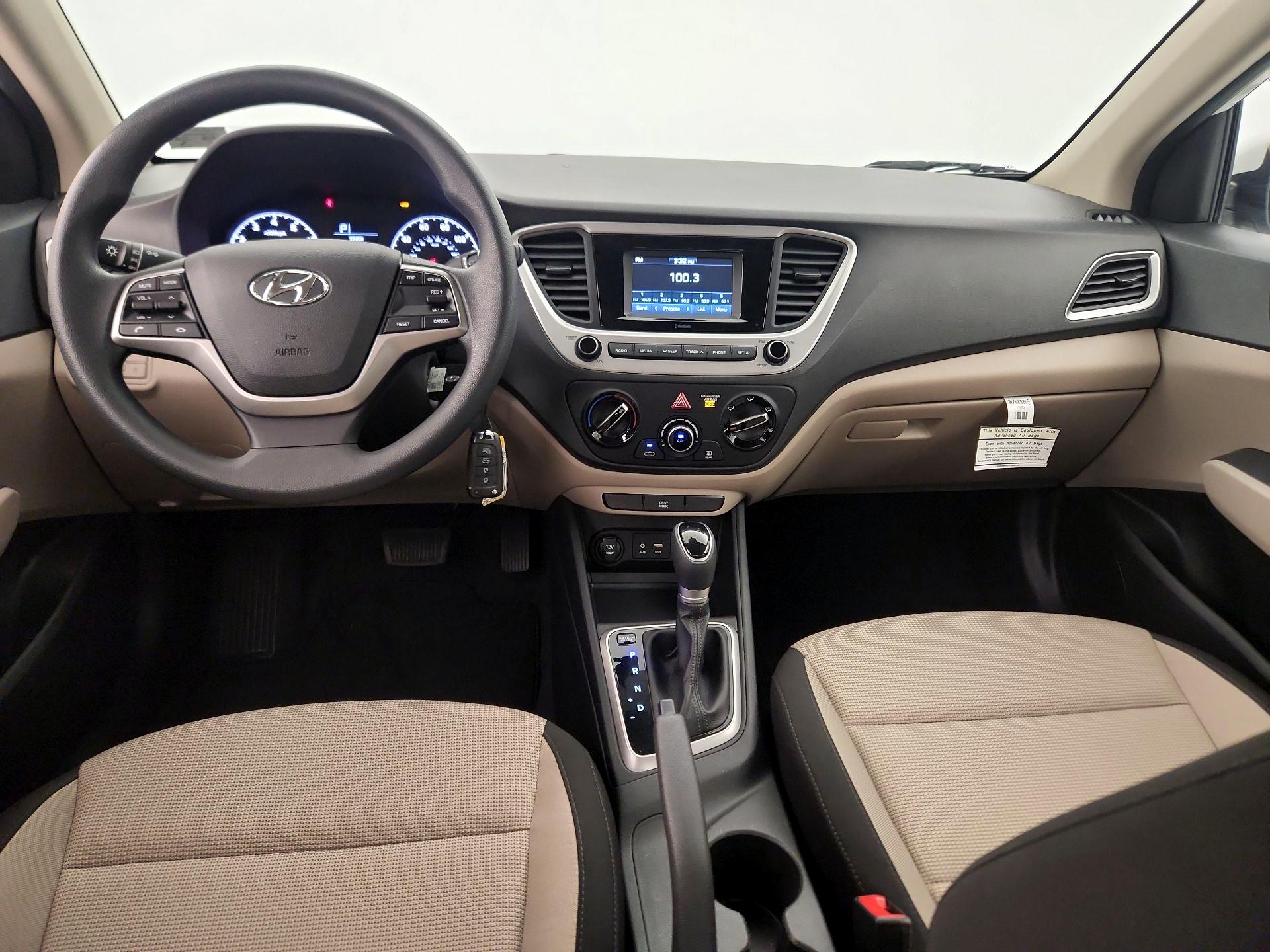 Thumbnail: 2022 Hyundai Accent - 9