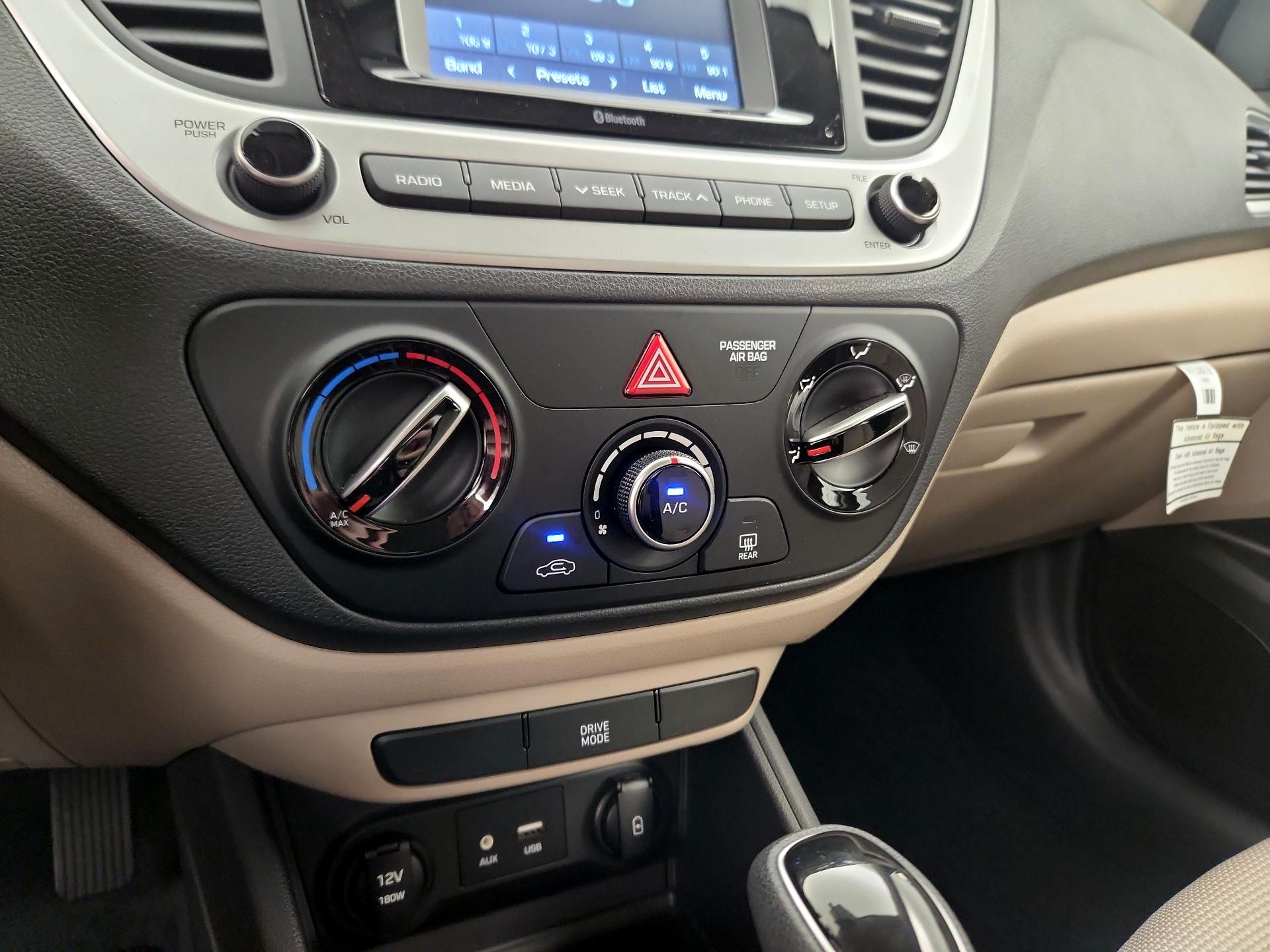 Thumbnail: 2022 Hyundai Accent - 14