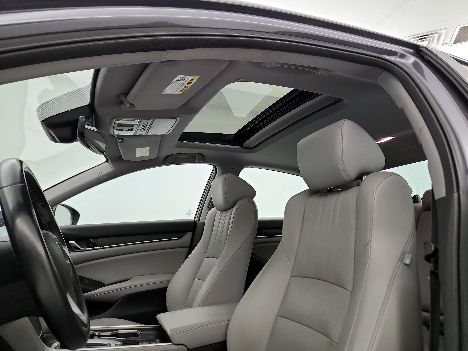 Thumbnail: 2018 Honda Accord - 19