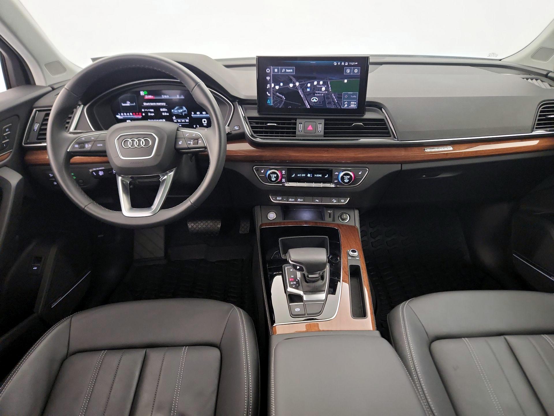Thumbnail: 2022 Audi Q5 - 9
