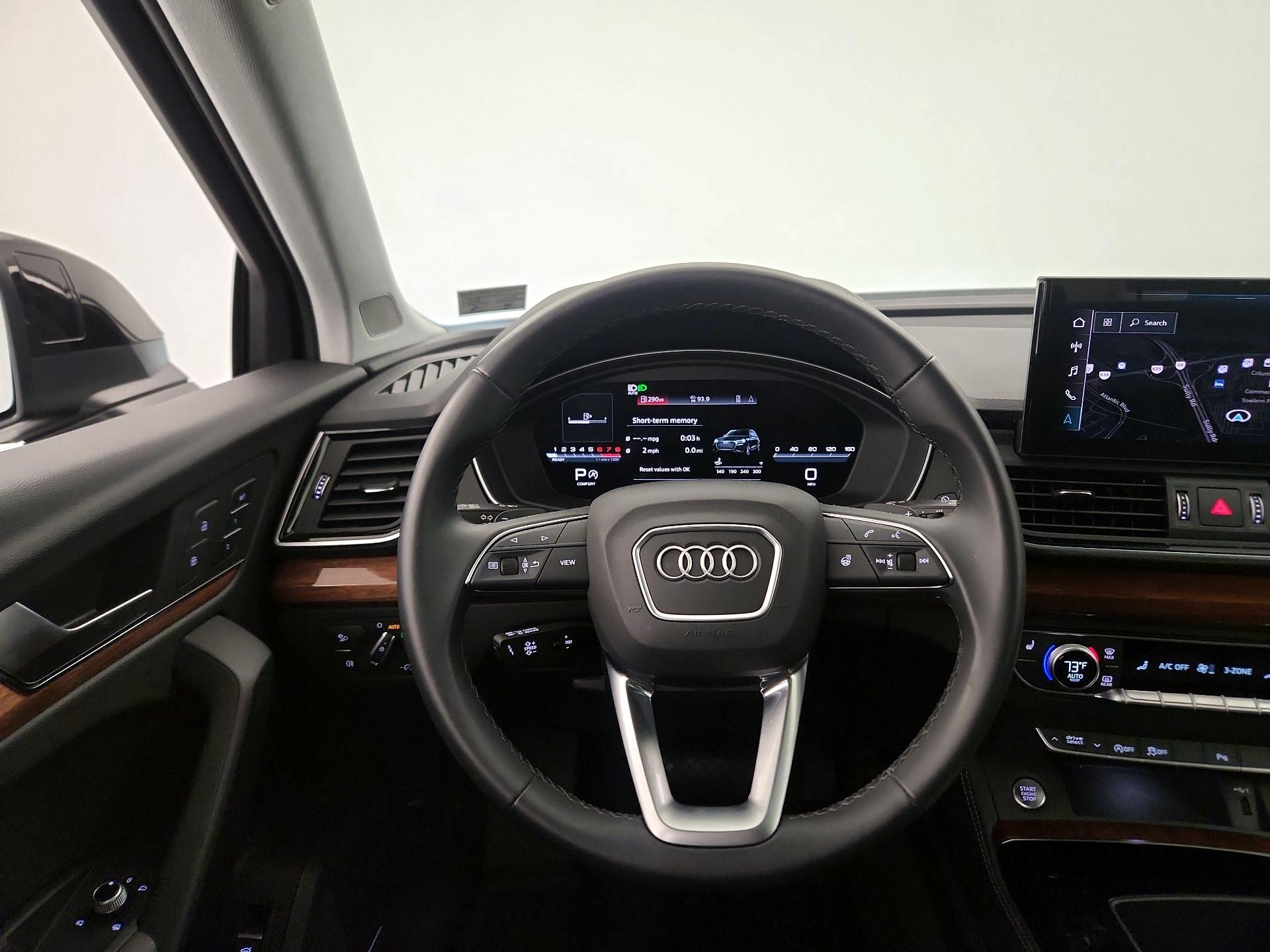 Thumbnail: 2022 Audi Q5 - 10