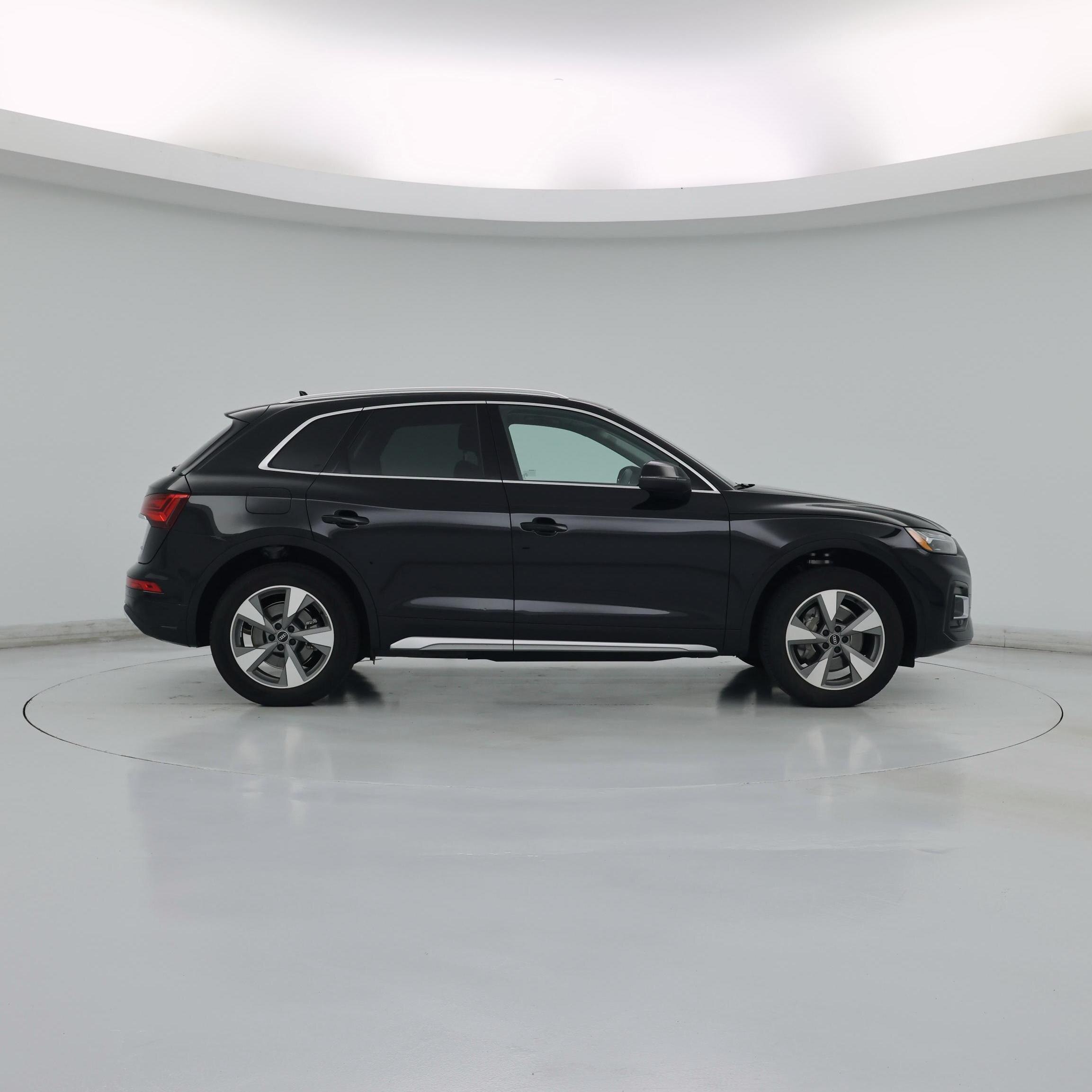 Thumbnail: 2022 Audi Q5 - 7
