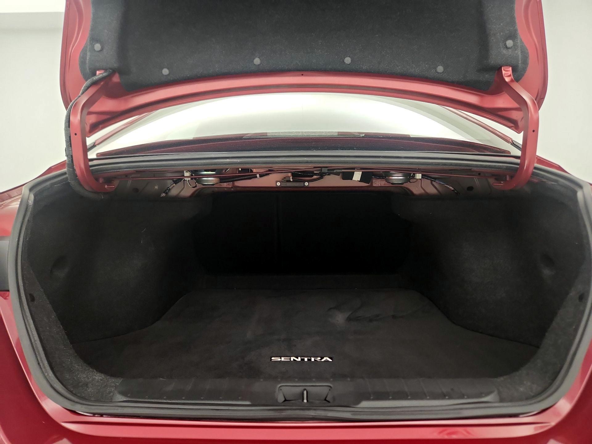 Thumbnail: 2021 Nissan Sentra - 20