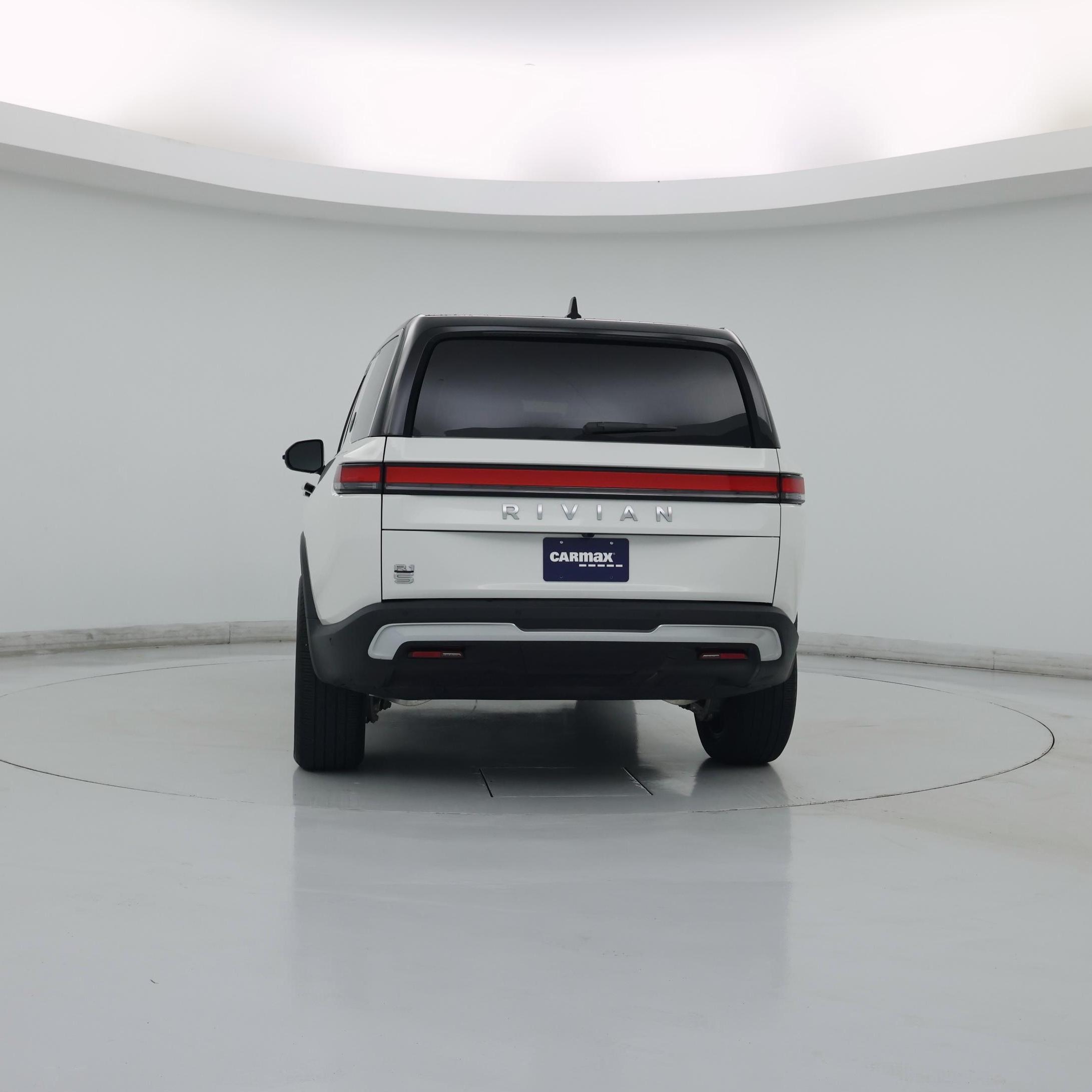 Thumbnail: 2025 Rivian R1S - 6